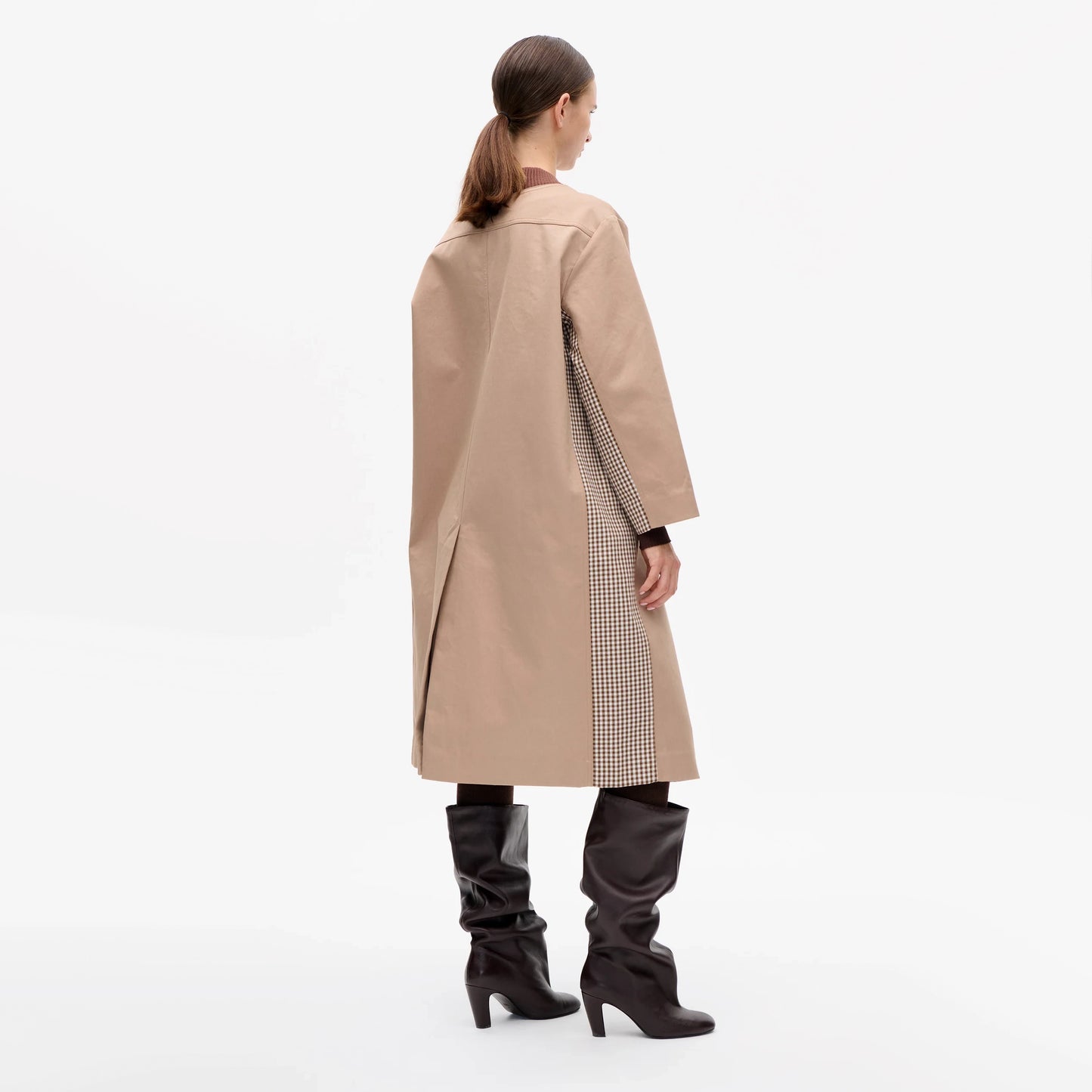 Baum und Pferdgarten "Dagny" Trench in "Portabella Camel Check", size 36 (fits size 4)