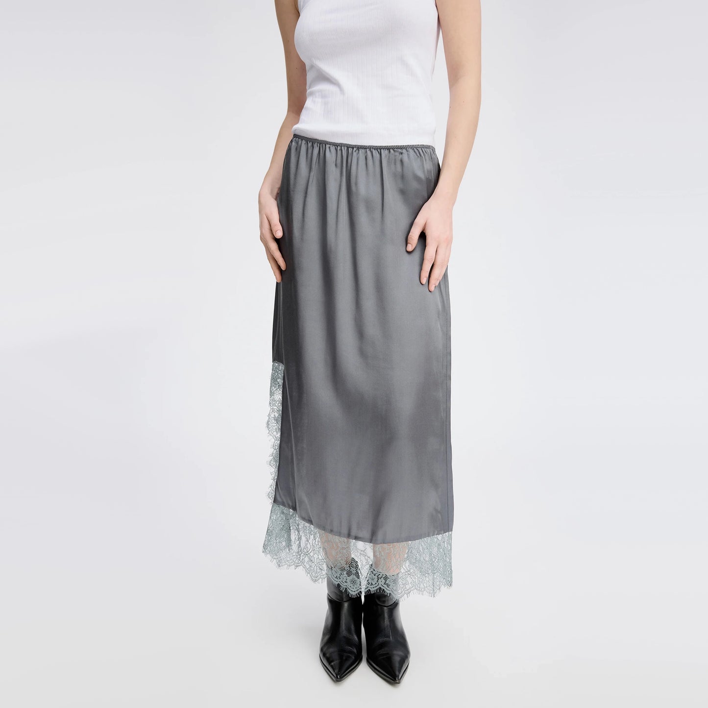 Munthe "Ravin" Slip Skirt w Lace in Grey, size 34