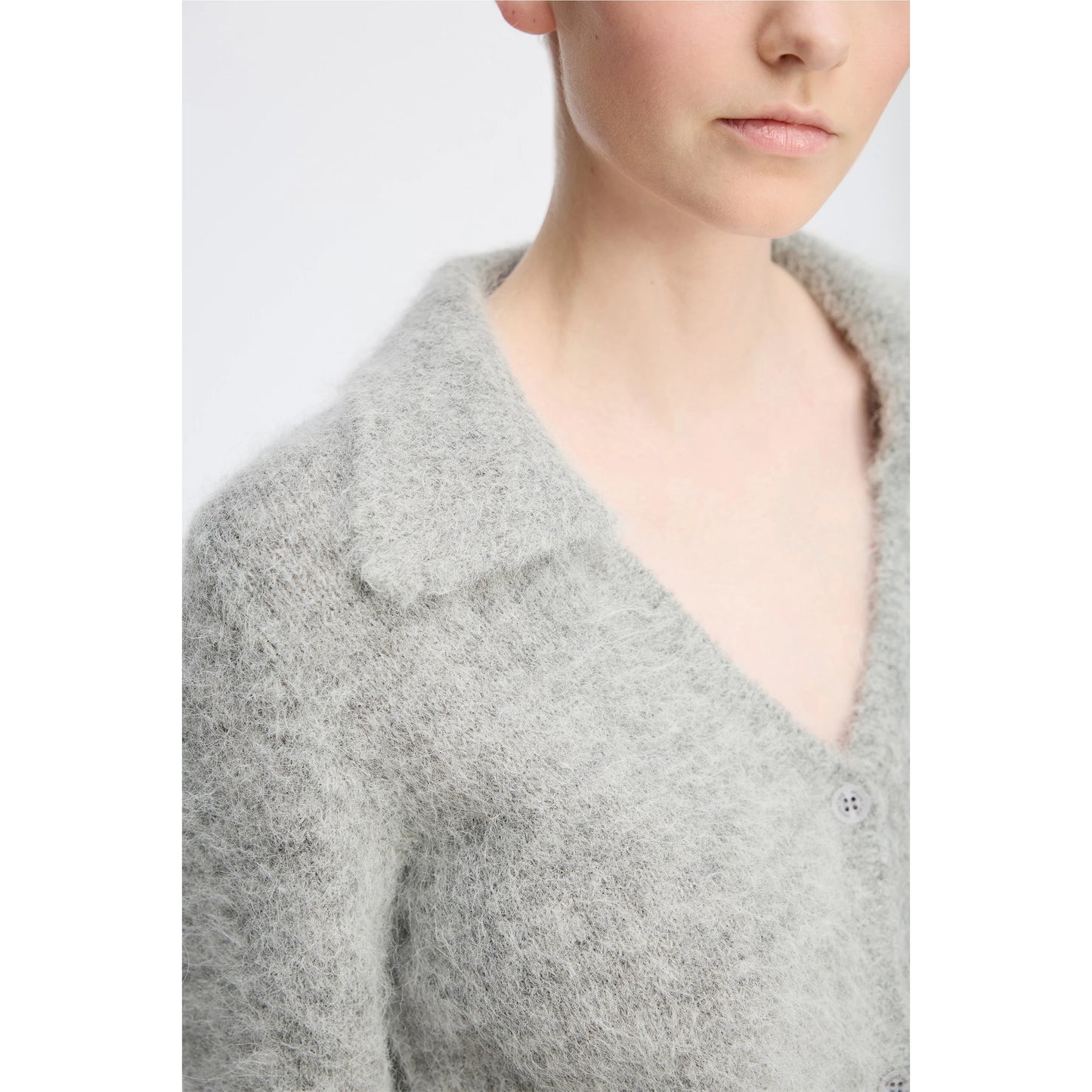 Munthe "Roxas" Cropped Cardigan in Grey, size 36