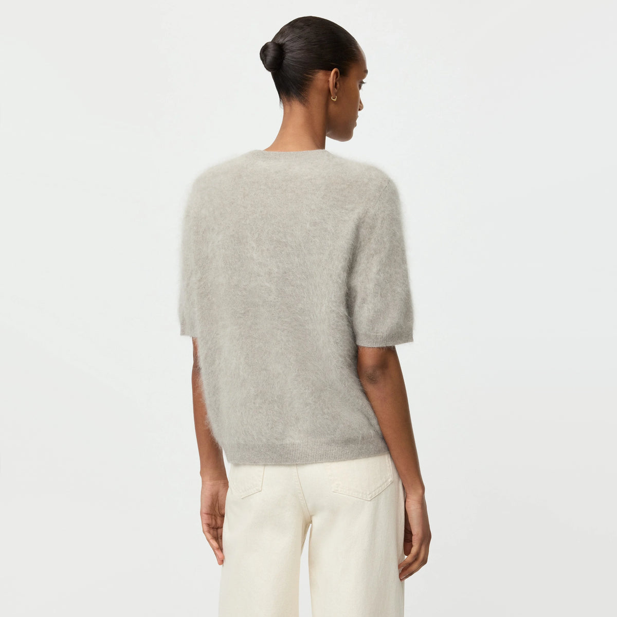 Soft Goat Short Sleeve Brushed Cashmere Sweater in Grey/Beige, size Medium