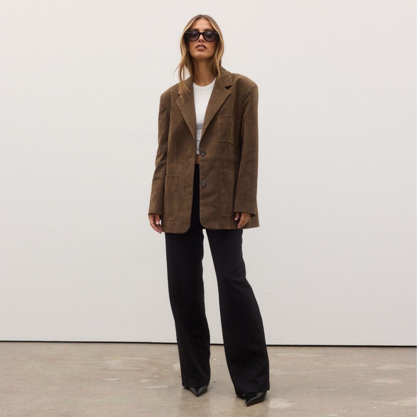 Bayse Oversize Faux Suede in Brown, size XL