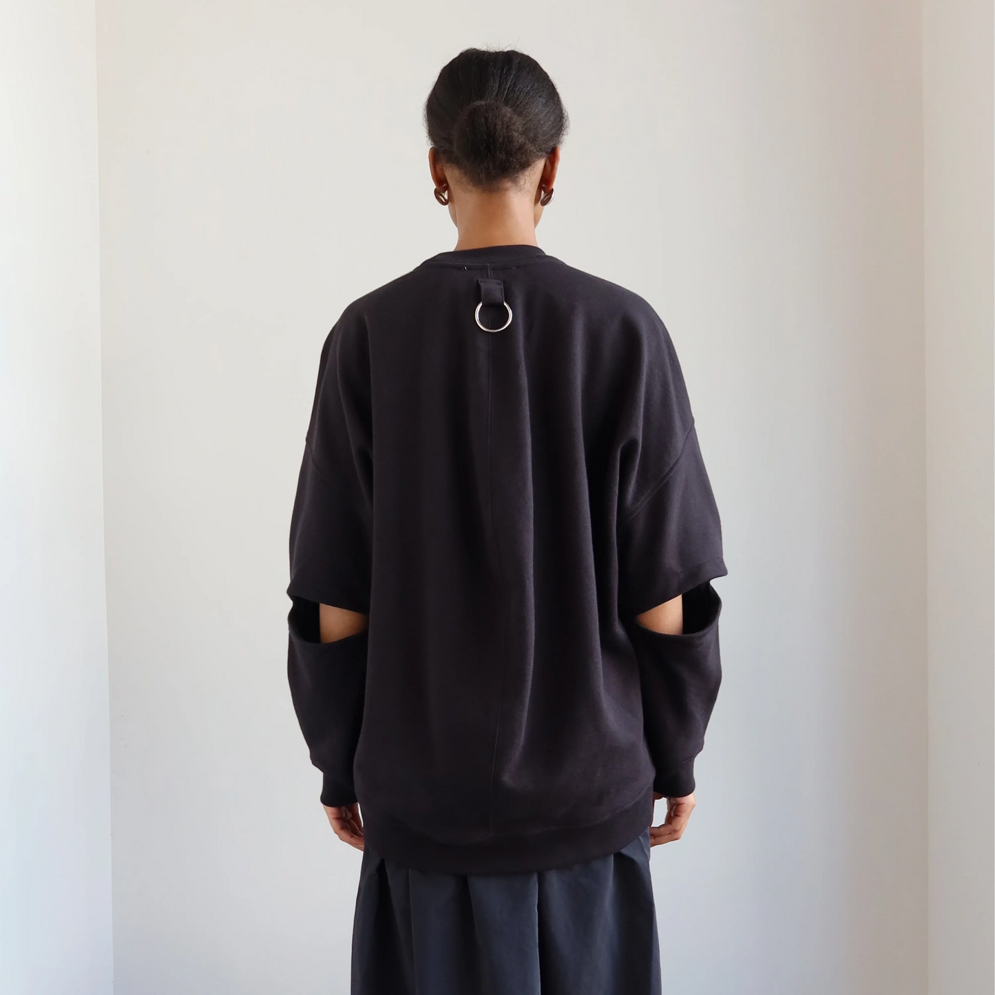 Tibi Cocoon Crewneck Sweatshirt in Black, size XS