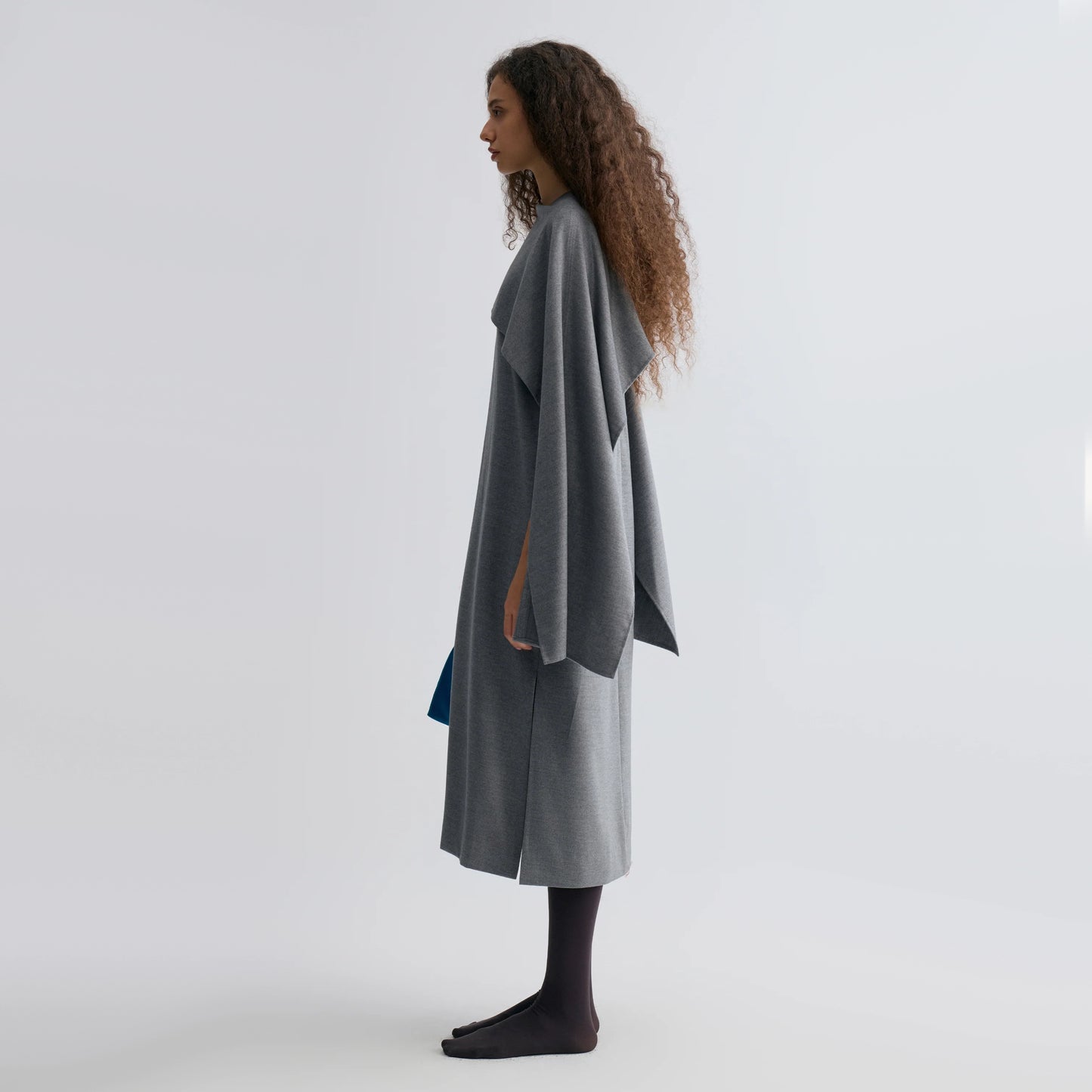 Front Row Shop Opera Cape Maxi Dress Grey Melange, size Small