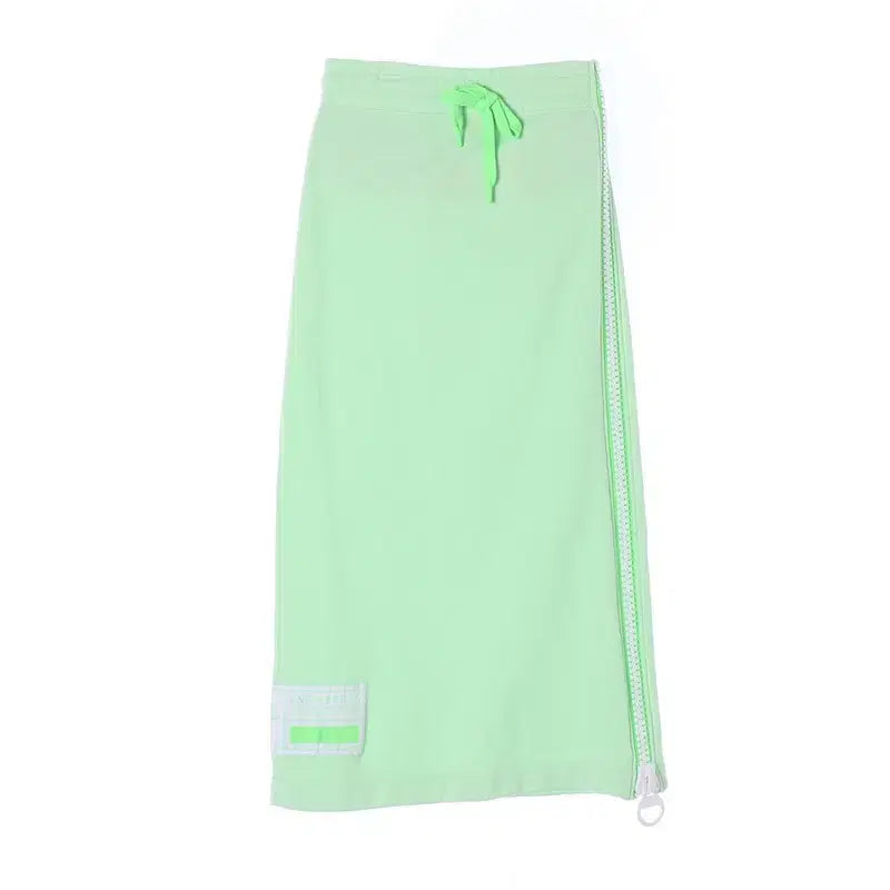 Nike Side Zip Skirt in Green, size Small