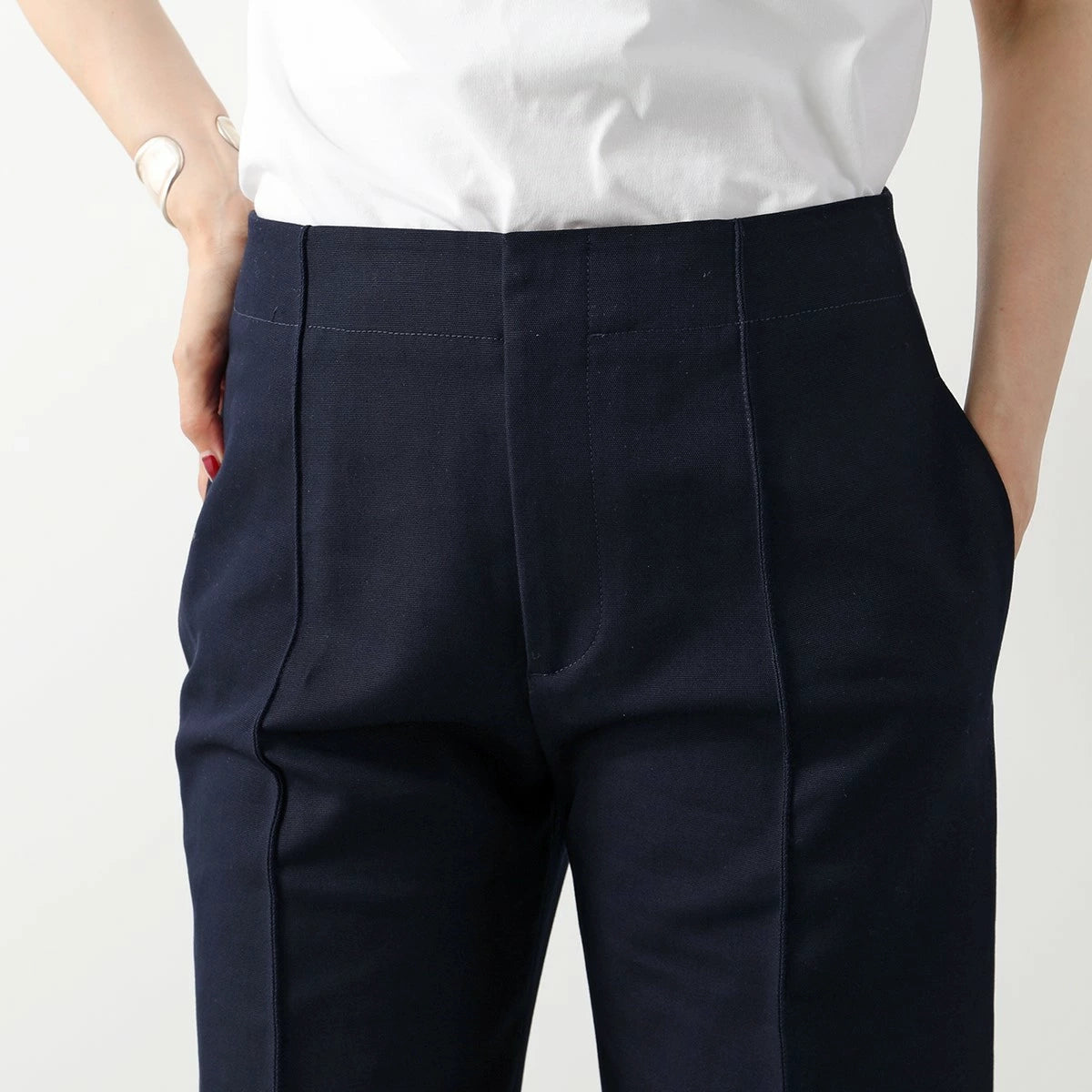 Bottega Veneta Cropped Pants in Navy, size 40