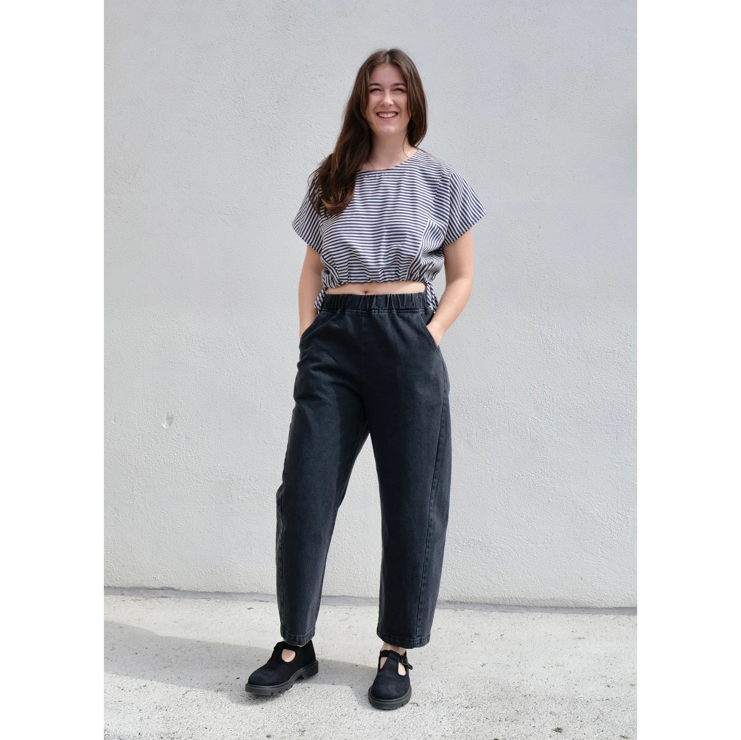 Le Bon Shoppe "Arc" Jeans in Black, size Small