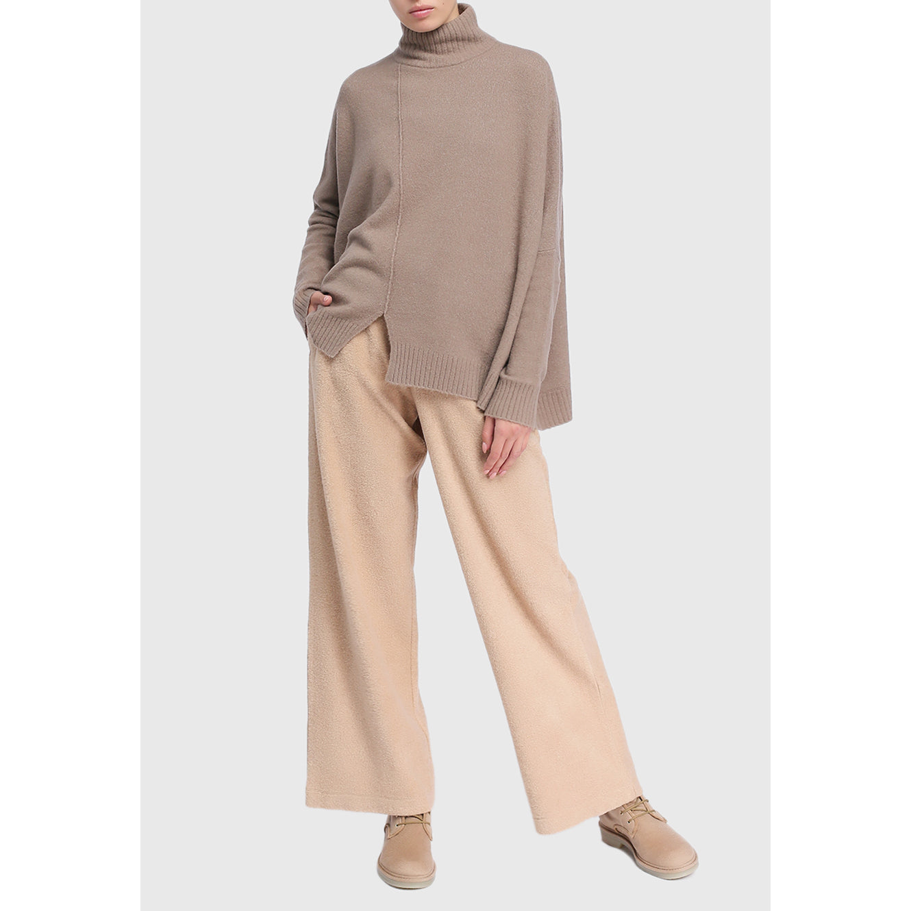 Max Mara Leisure "Sonaldo"Oversize Turtleneck in Taupe, size Medium