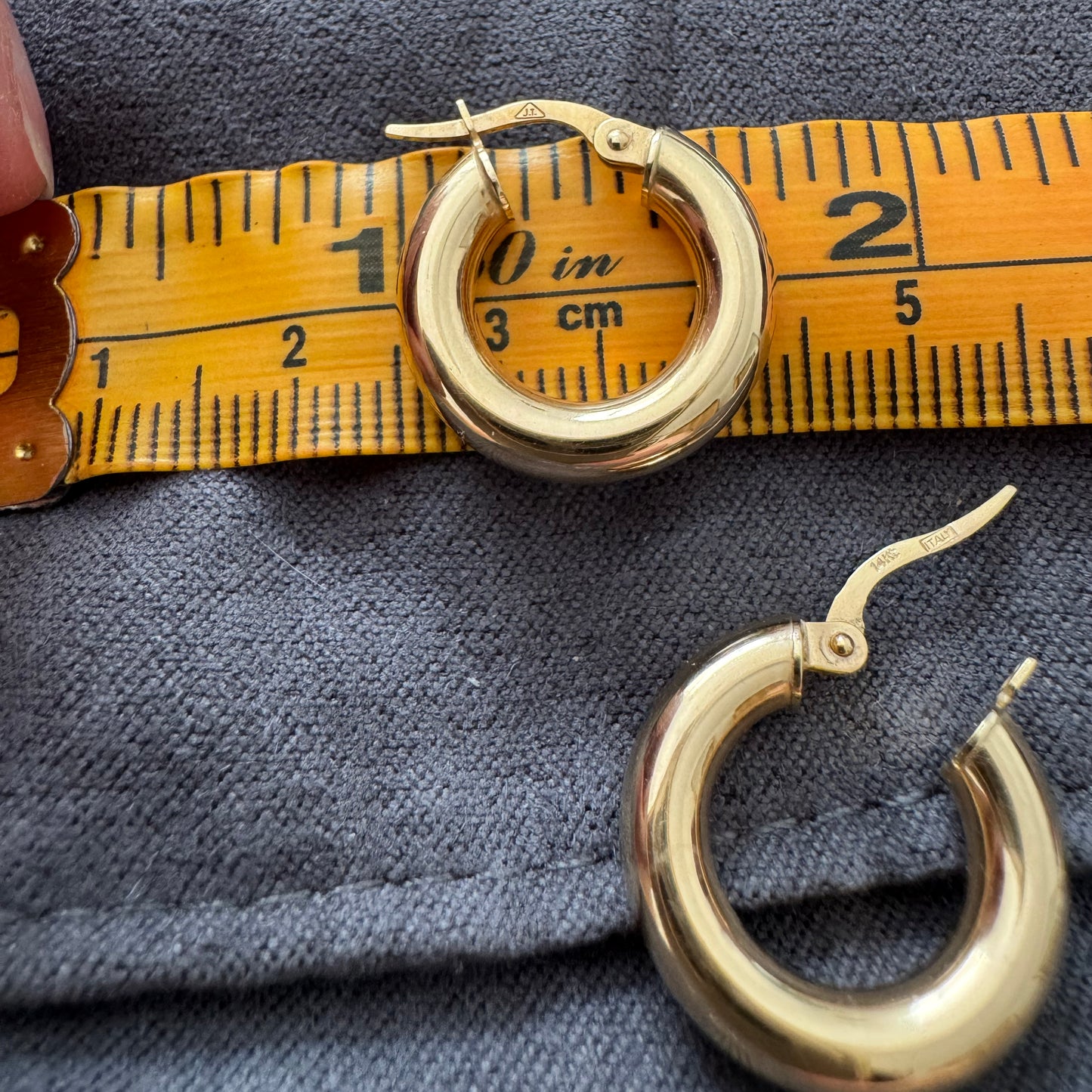 6 the Label 14K Little Gold Hoops