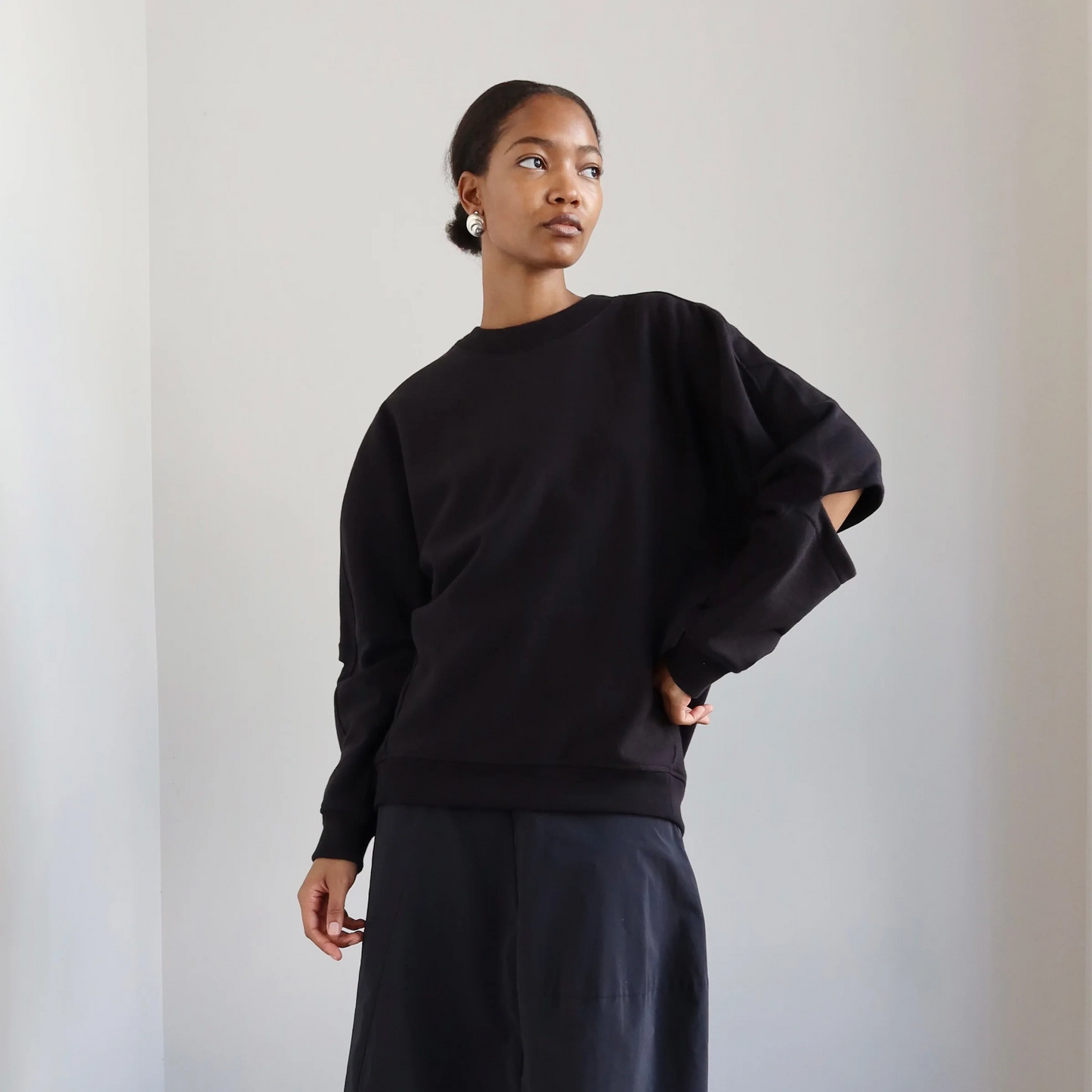 Tibi Cocoon Crewneck Sweatshirt in Black, size XS