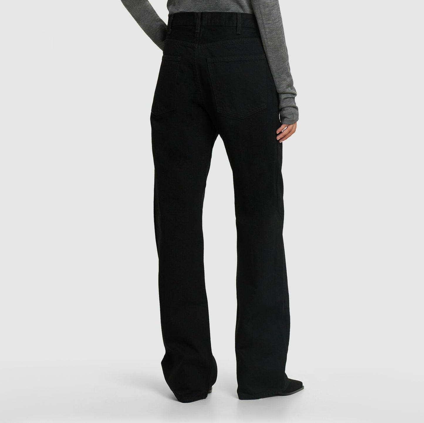Nili Lotan "Mitchell" Jeans in Black, size 30 (fits slouchy)