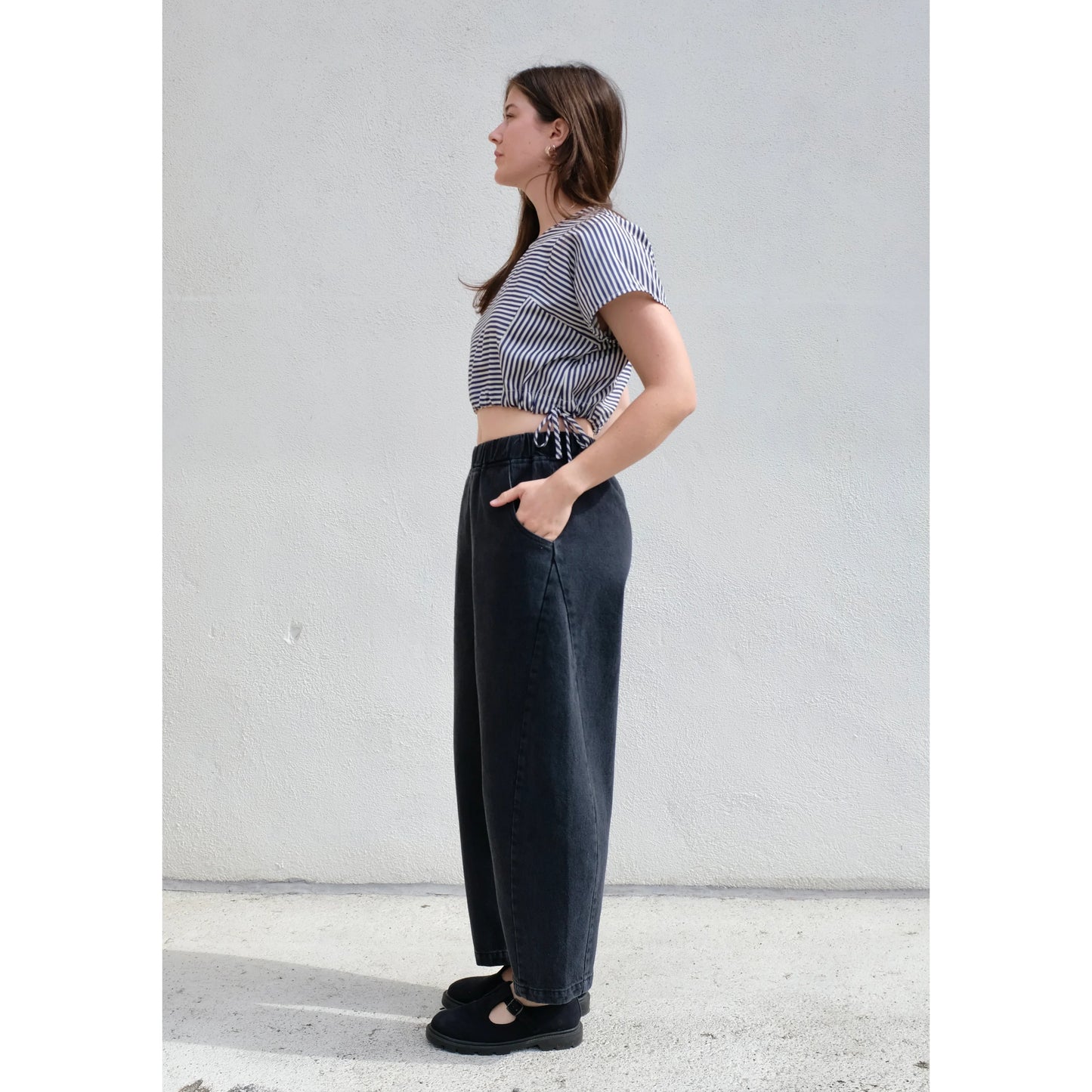 Le Bon Shoppe "Arc" Jeans in Black, size Small