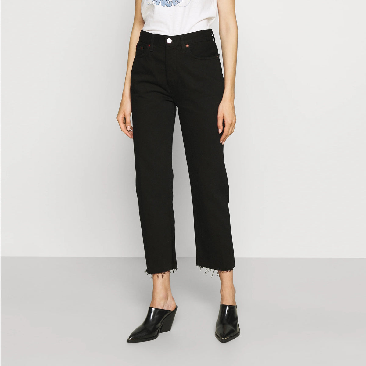 RE/DONE 70's Stove Pipe Jean in Black, size 32
