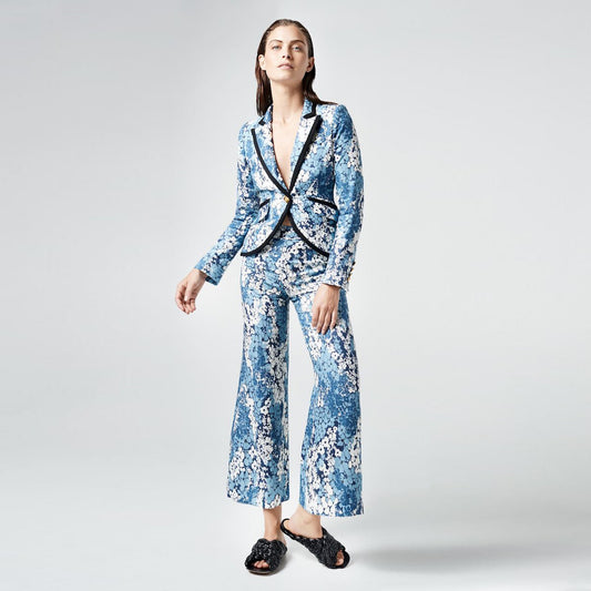 Smythe Blue Floral Linen Suit, size 4 (fits size 2)