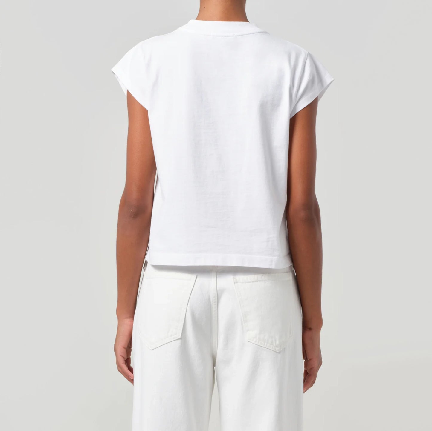 AGOLDE "Bryce" T-Shirt in White, size Medium.