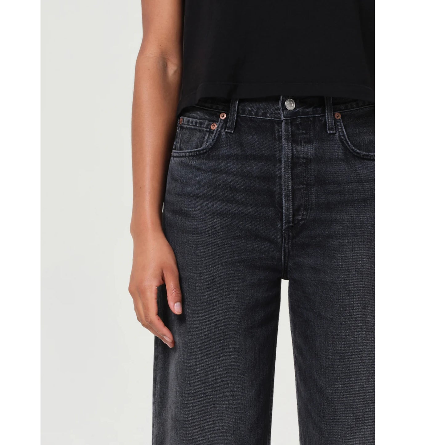 AGOLDE "Ren" Jean in "Arcane" Black, size 26