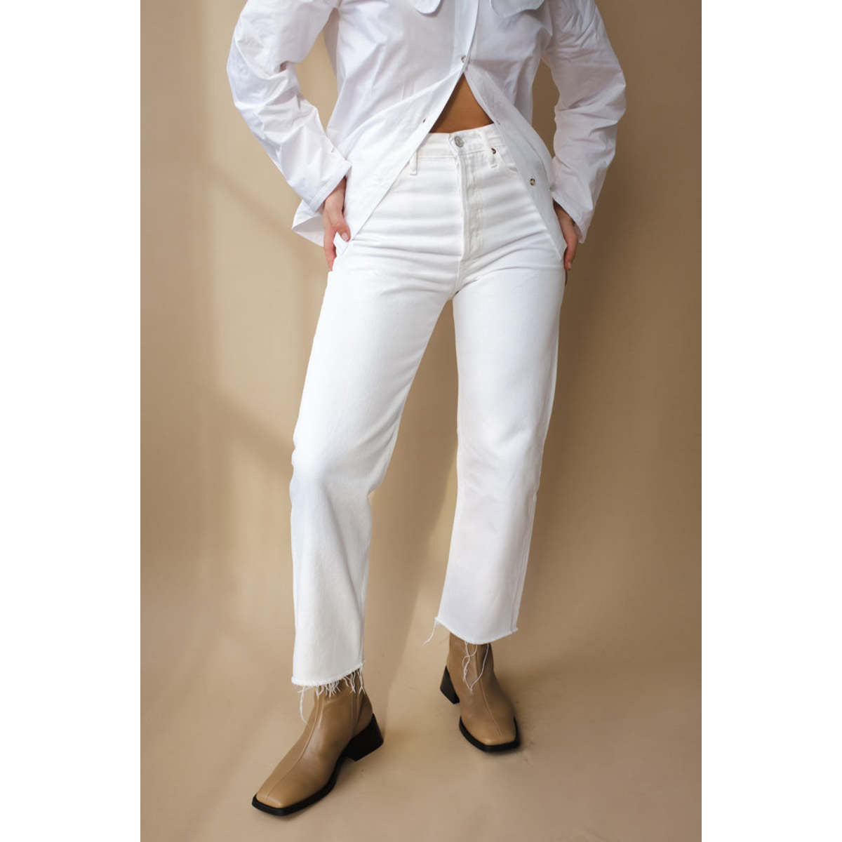 AGOLDE "90s Crop" Jean in "Element" White, size 29