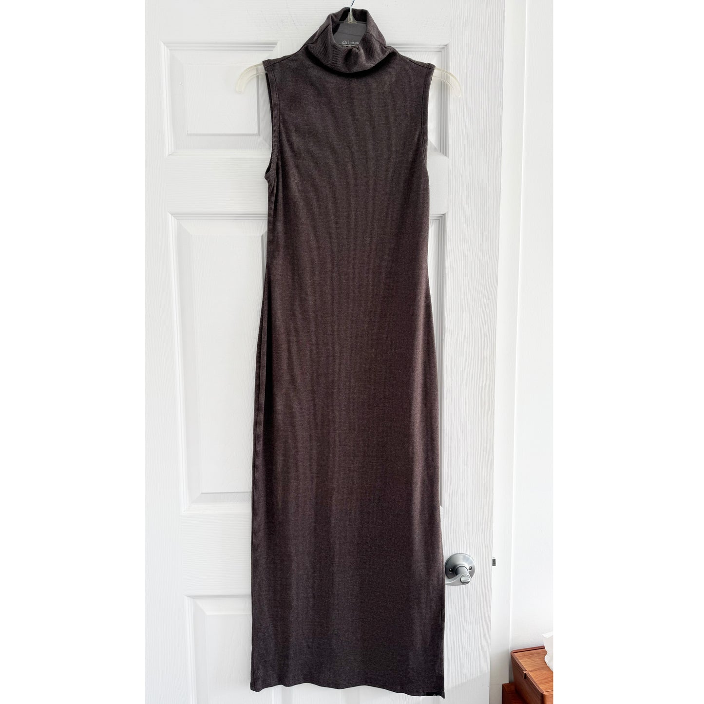 AG "Kizza" Ribbed Knit Dress in Taupe/Brown, size Small