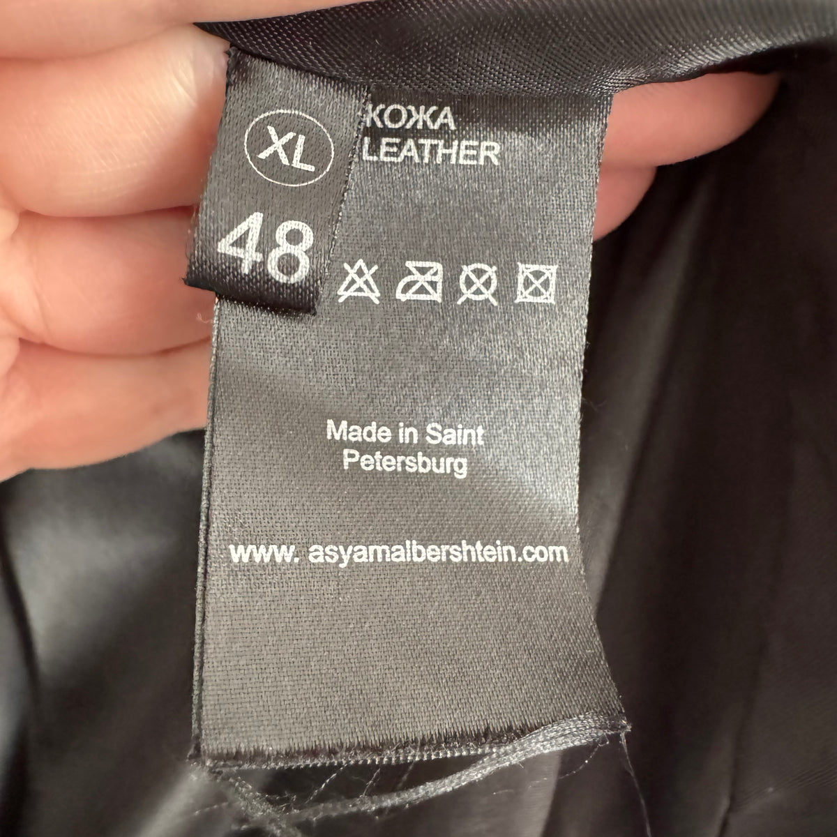 AMW Leather Moto Jacket in Black, size XL (fits like Medium!)