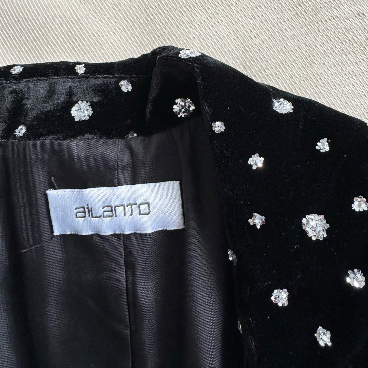 Ailanto Velvet Sequin Blazer, No Size Label - but fits like XXS-XS