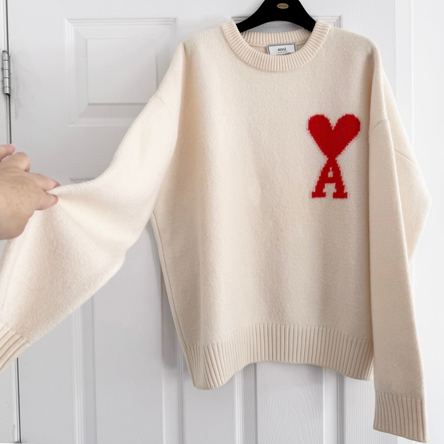 AMI Paris Oversize Wool Sweater in Ivory w Red Heart, size Small