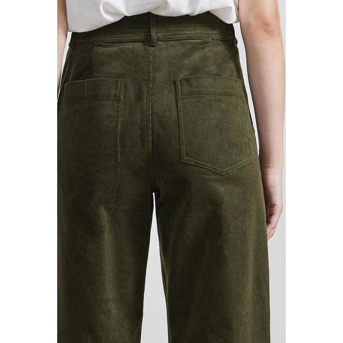 Apiece Apart Mari Barrel Pant in Khaki Green, size 8