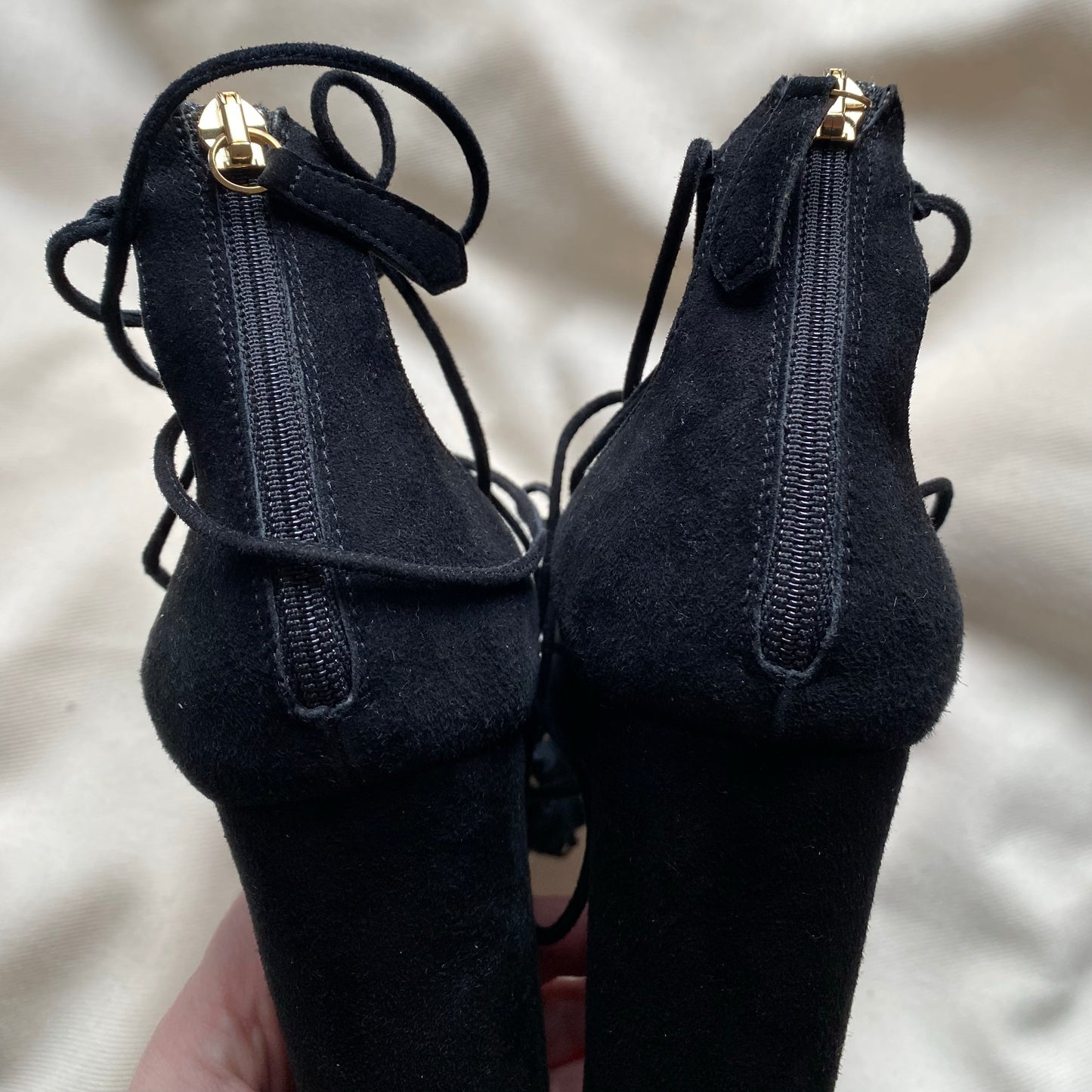 Escarpins Wild Thing en daim noir Aquazzura, taille 42 (convient à un 11/11,5)