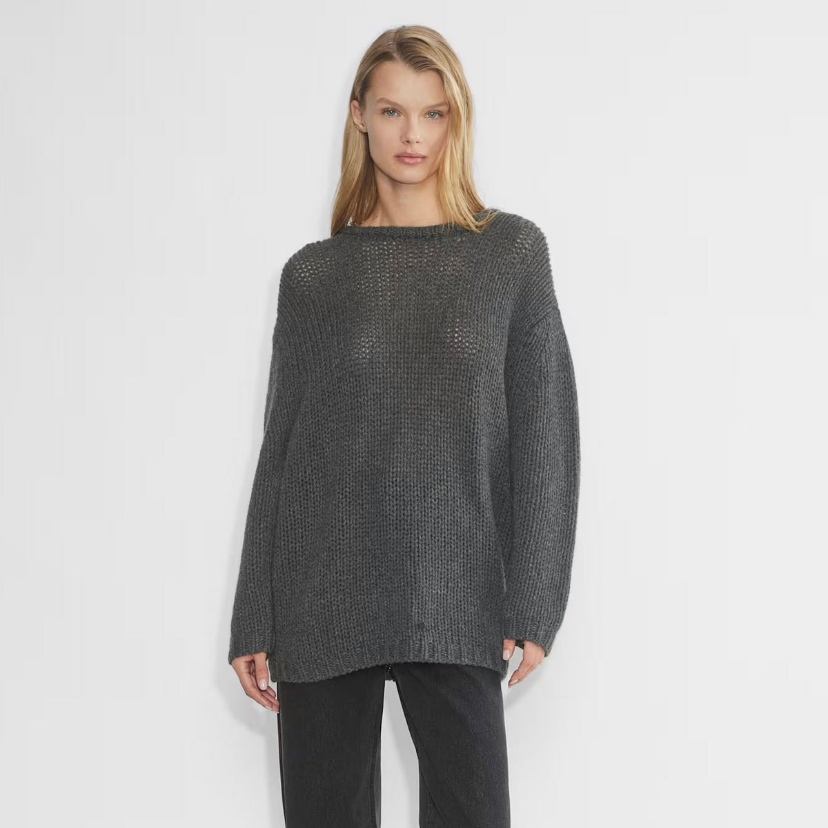 Aritzia Mesh Cashmere Oversized Crew Sweater in Dark Grey, size Small