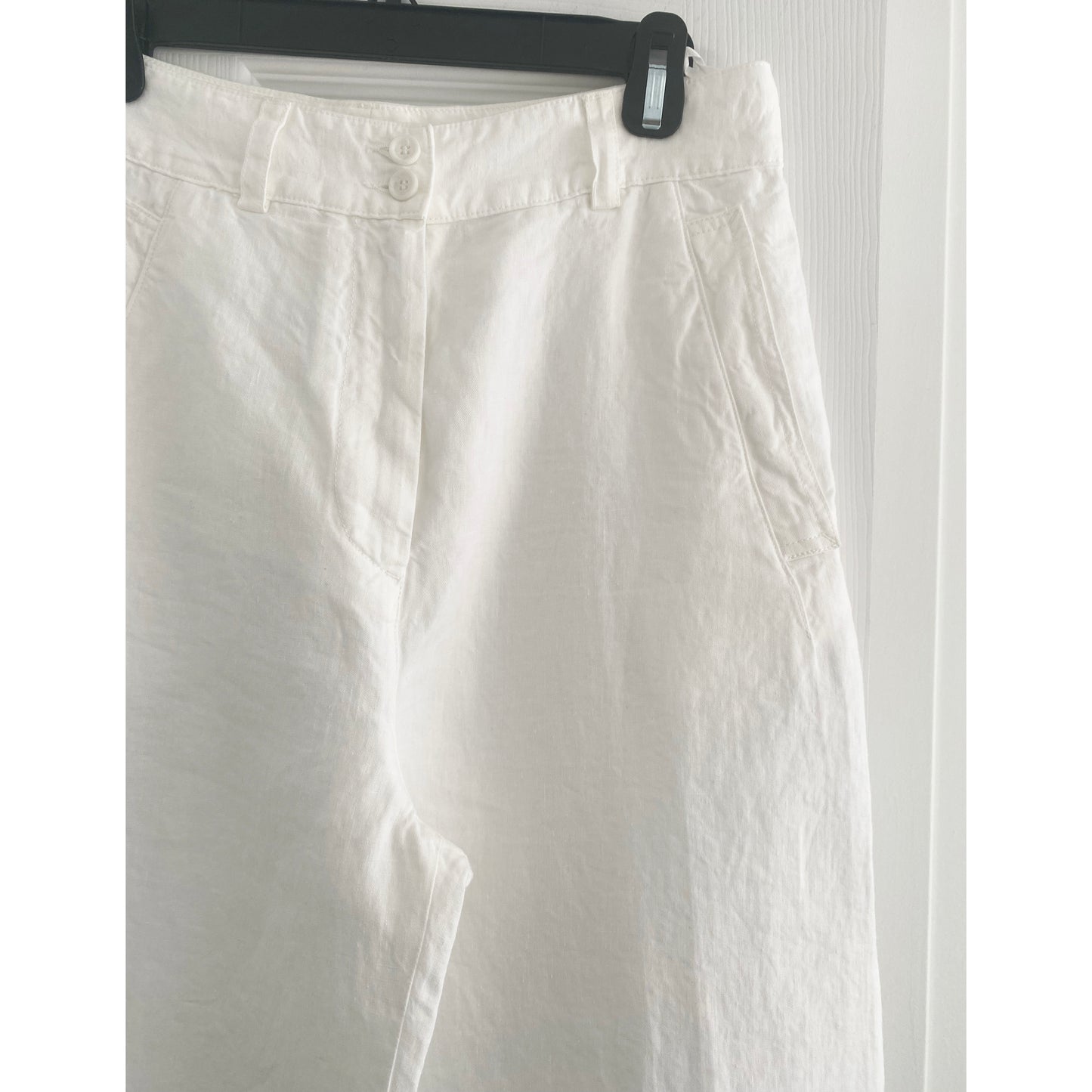 Aspesi White Linen Trousers, size 42 (fits like a size 4)