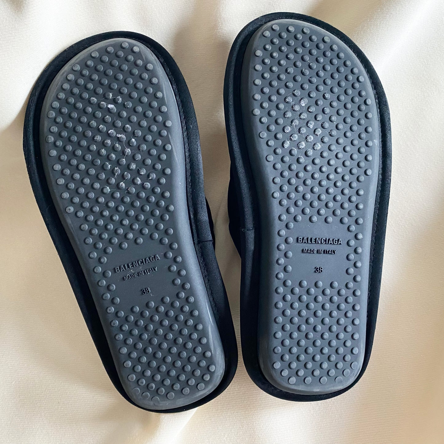 Balenciaga Quilted Black slides, size 38 (fits like a 39)