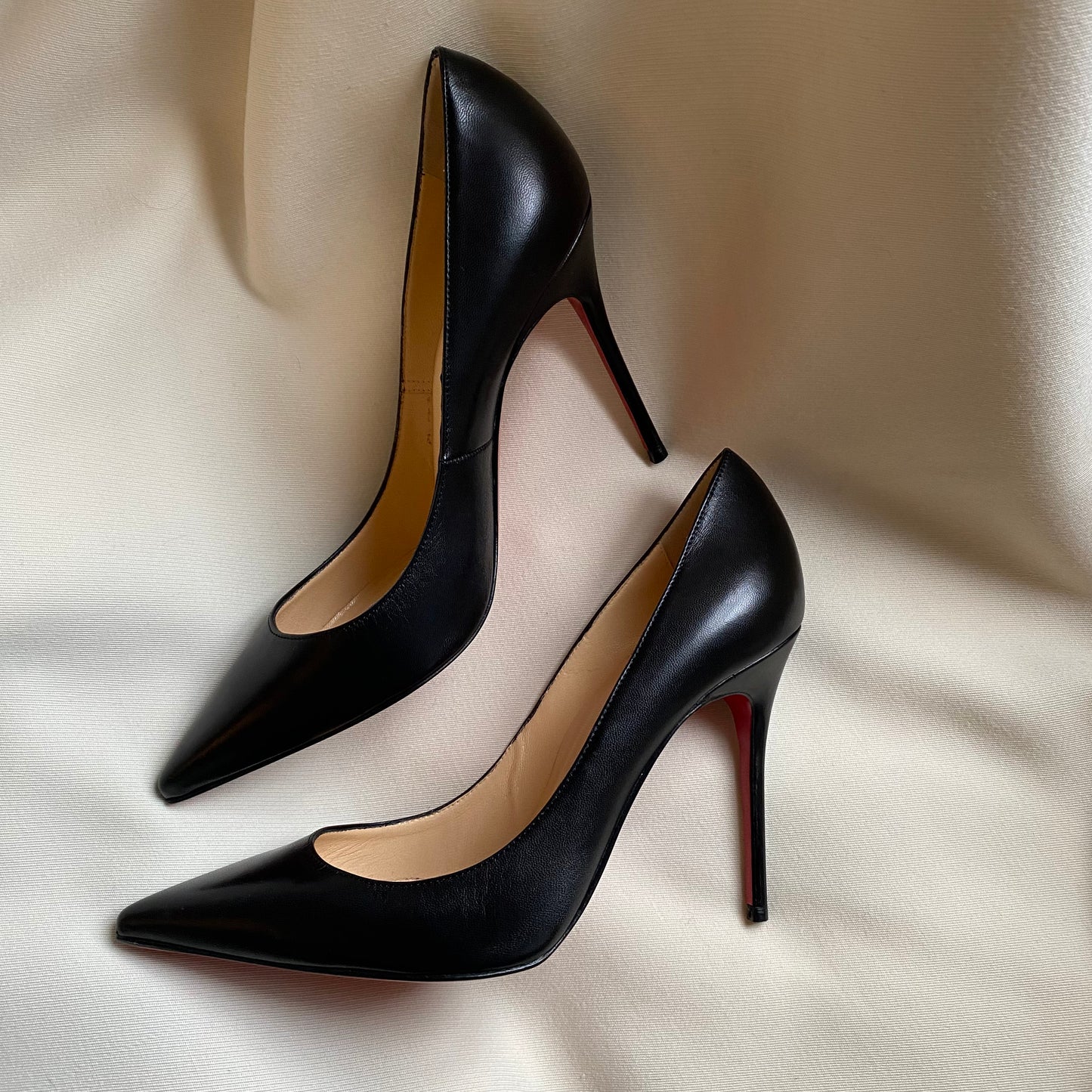 Christian Louboutin "Decolleté 554" 100mm Black Leather Pumps, size 36.5 (fits size 5.5/6)