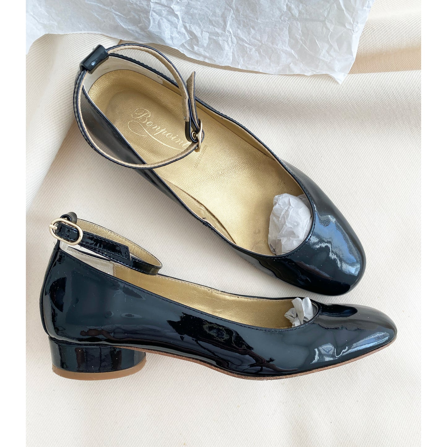 ** KIDS ** Bonpoint Black Patent Leather Mary Janes, size 35