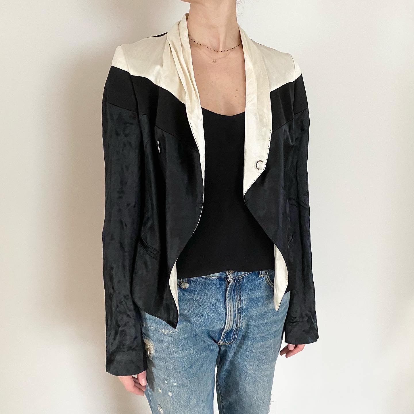 Haider Ackermann cropped black/Ivory crinkle satin tuxedo jacket with contrasting shoulder lapel, size 40FR (like a size 6)