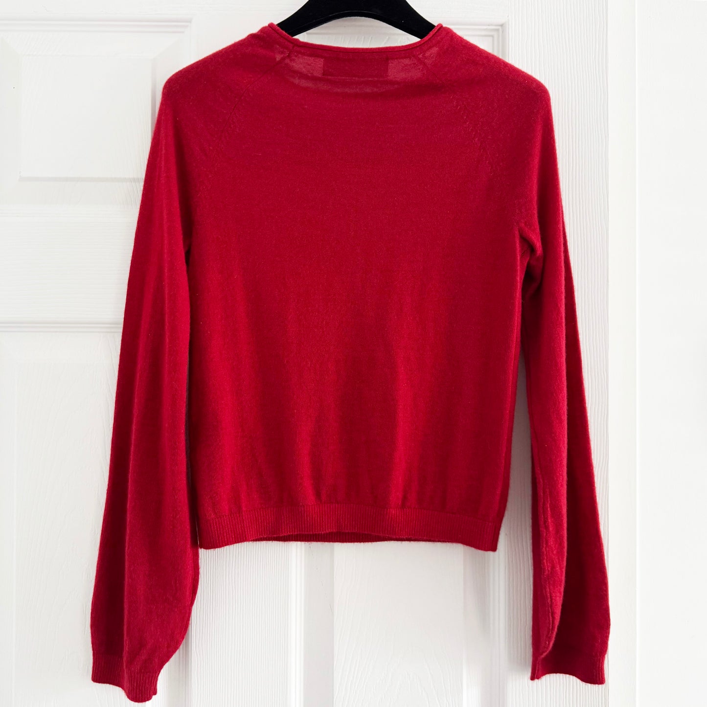 CO Lightweight Cashmere Sweater in Red, size XS