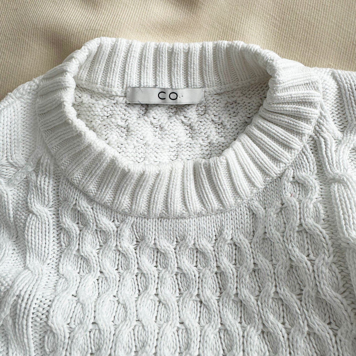 Co Cotton Cable Knit Sweater in White, size XS (fits XS/S)
