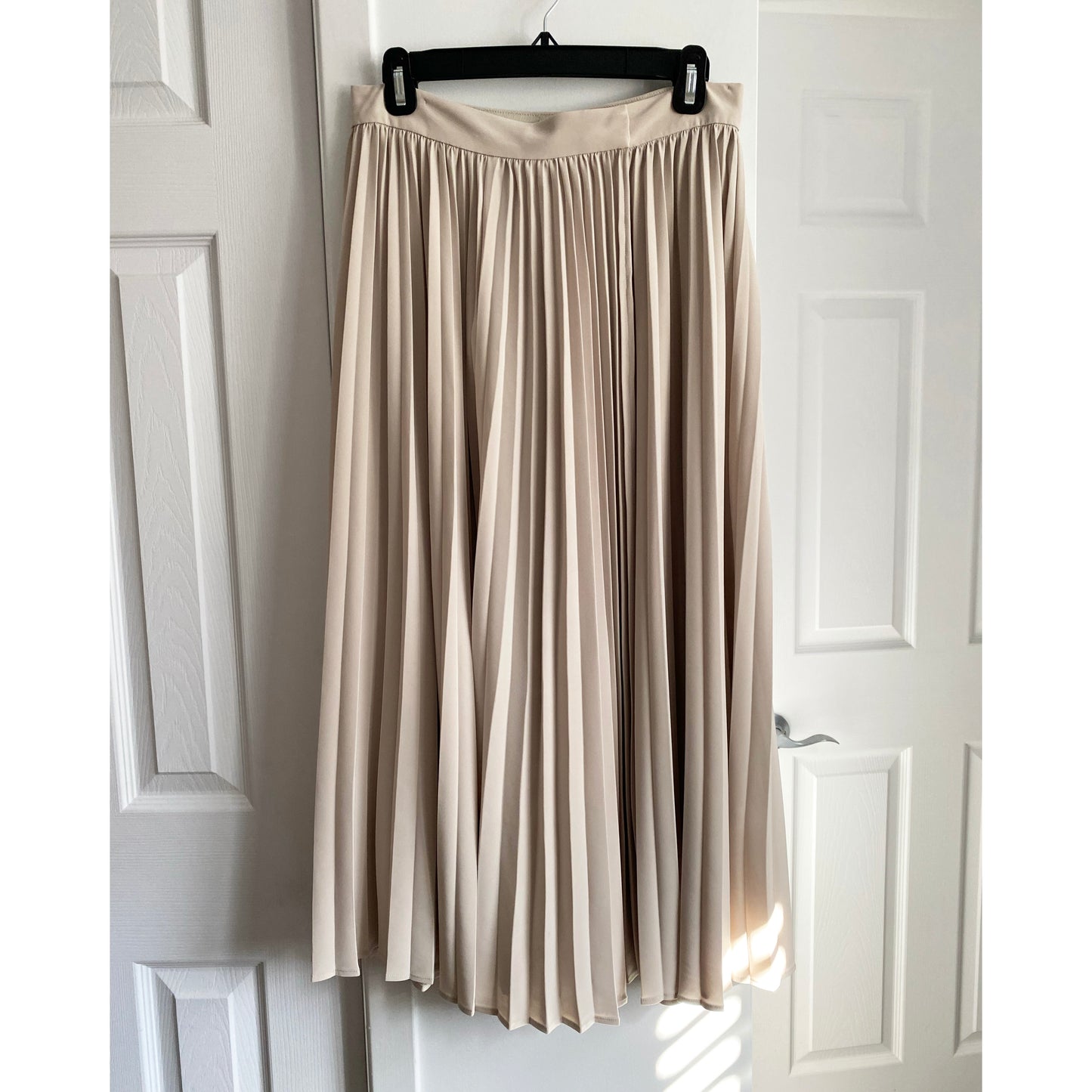 CO Pleated Wrap Midi Skirt, size Small