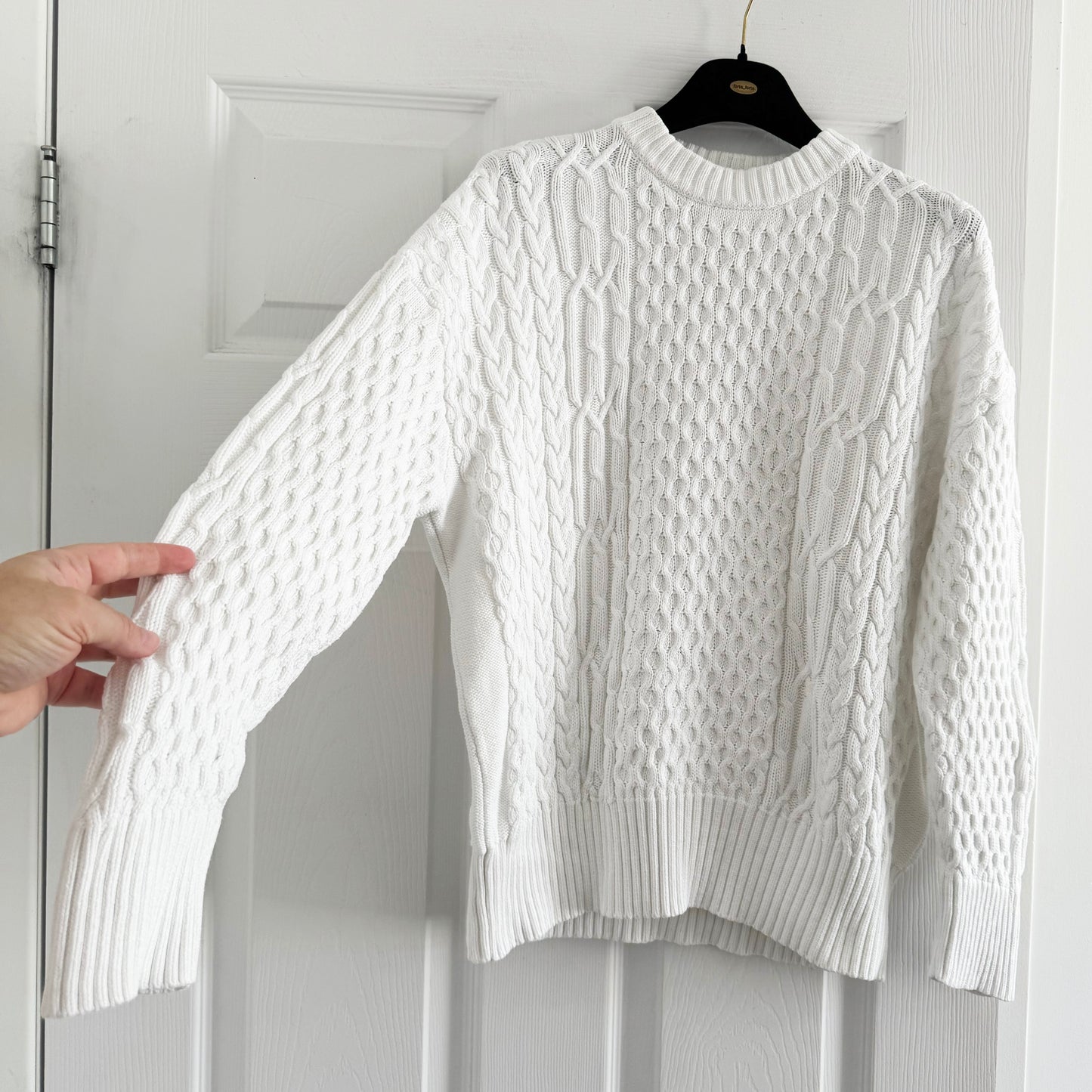Co Cotton Cable Knit Sweater in White, size XS (fits XS/S)