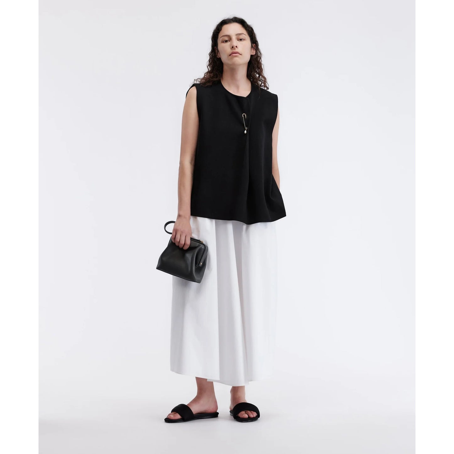 Carven "Tulip" Skirt in White Poplin, size 38