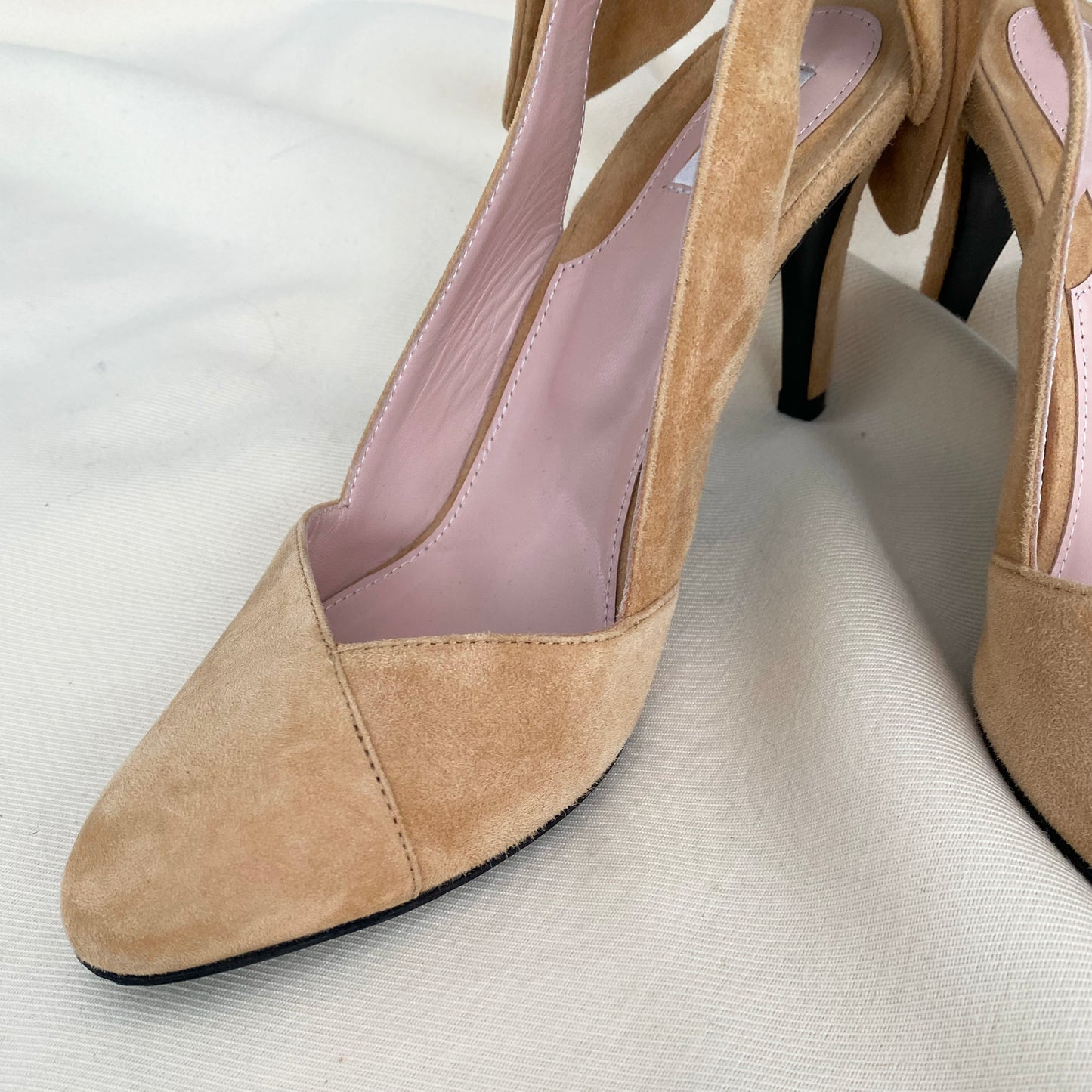 Carven Beige Suede Slingbacks with Bow Back, size 40