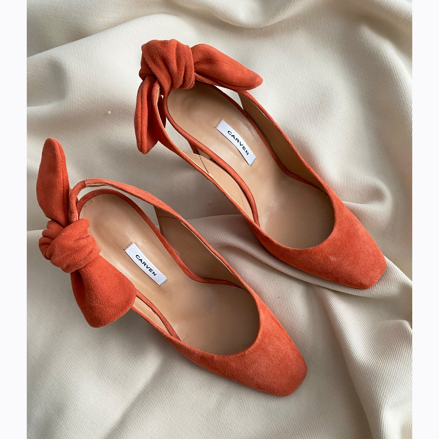 Carven Orange Suede Pumps w Bow Back, size 40