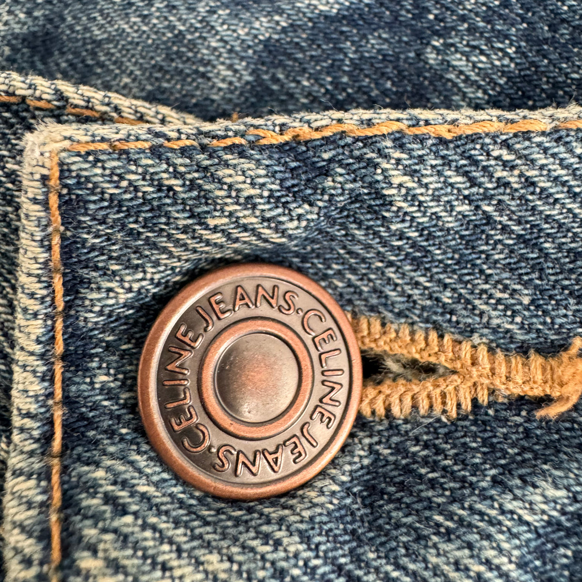 Celine "Dylan" Jeans in Union Wash, size 26 (fits 24/25)
