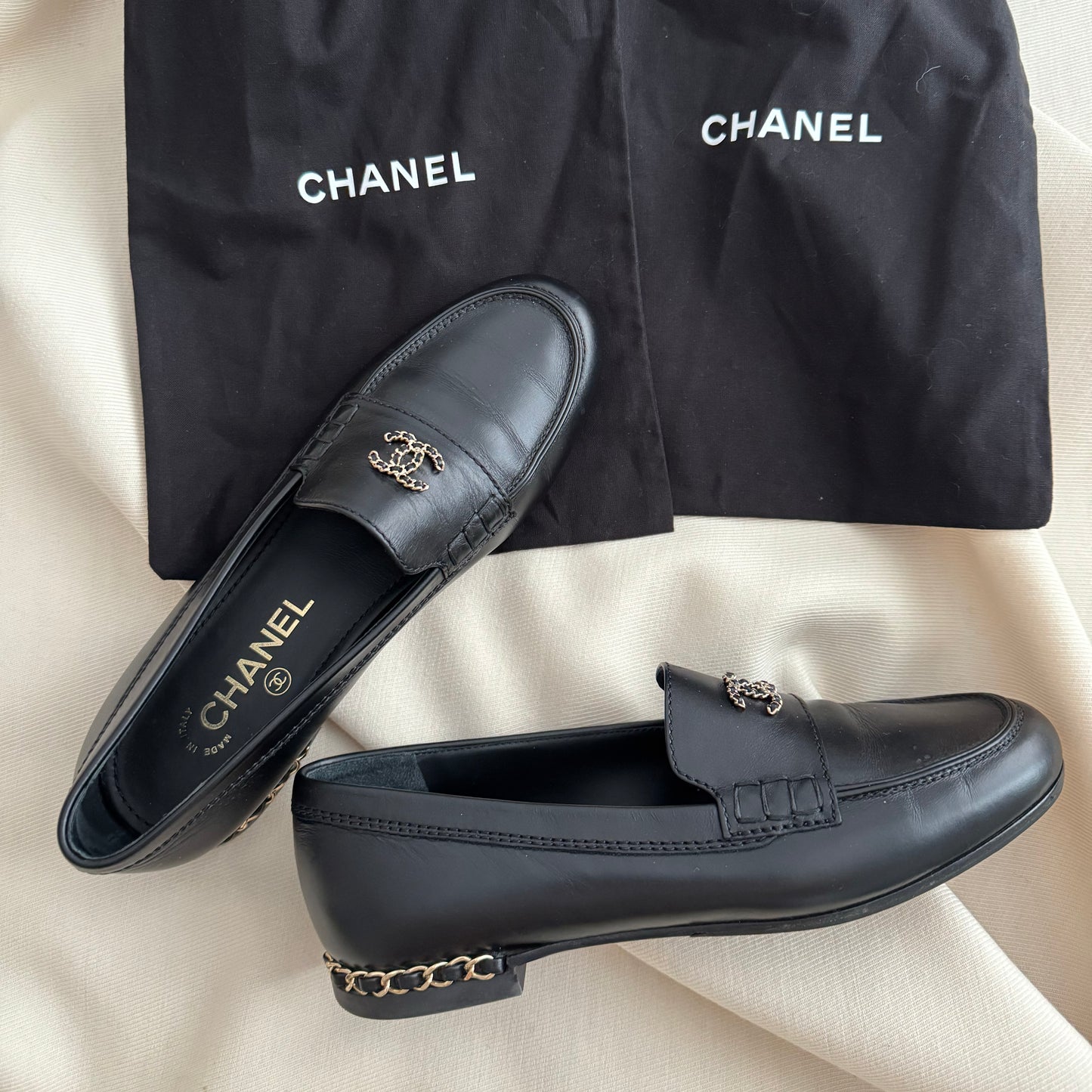 Chanel CC Chain Moccasin Loafers in Black, size 38