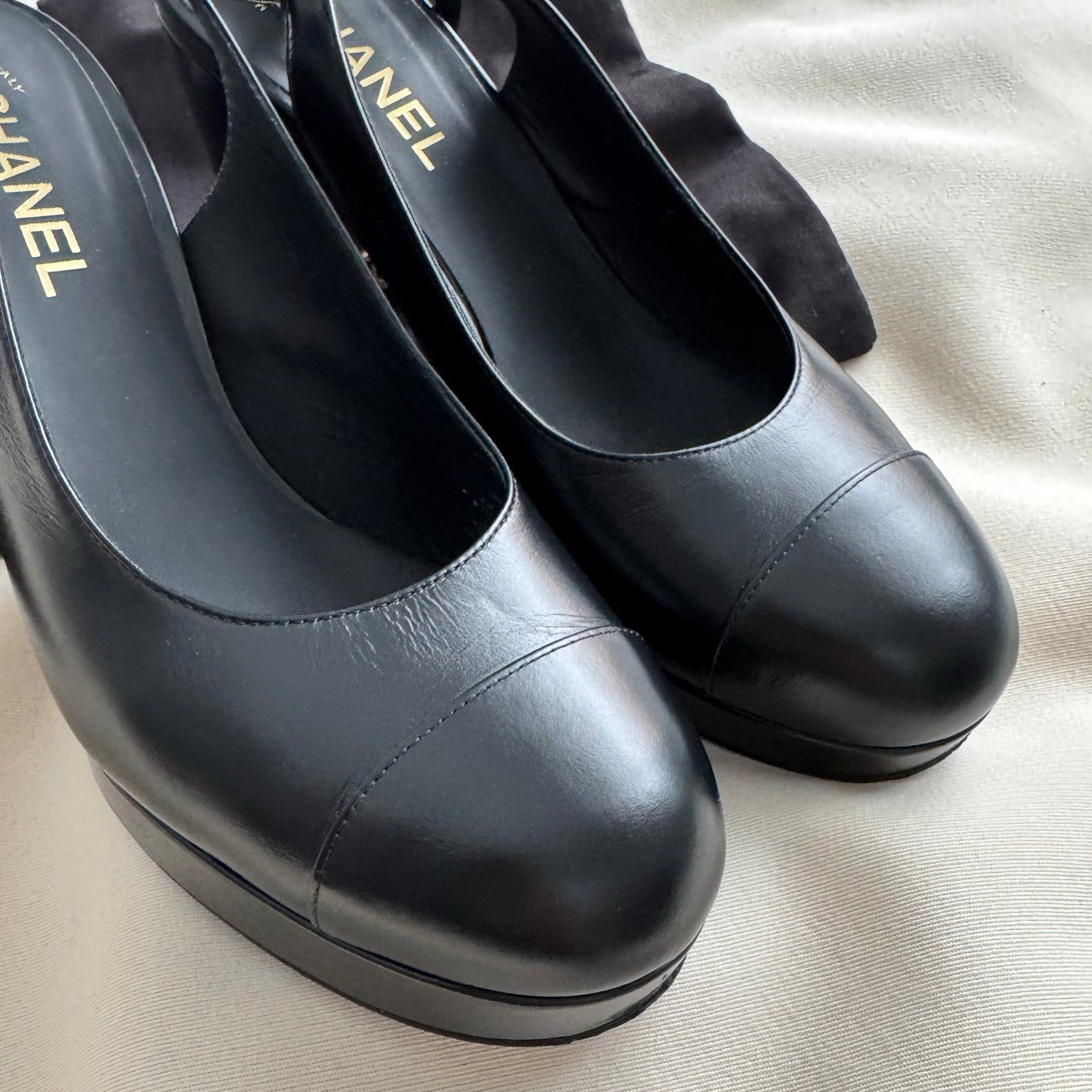Chanel Round toe black ankle strap pumps, size 41.5