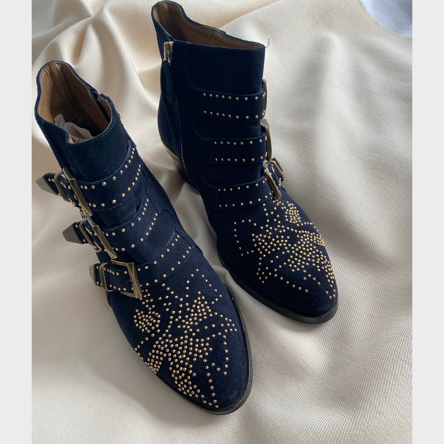 Chloe Susanna Boot in Navy Suede, size 37