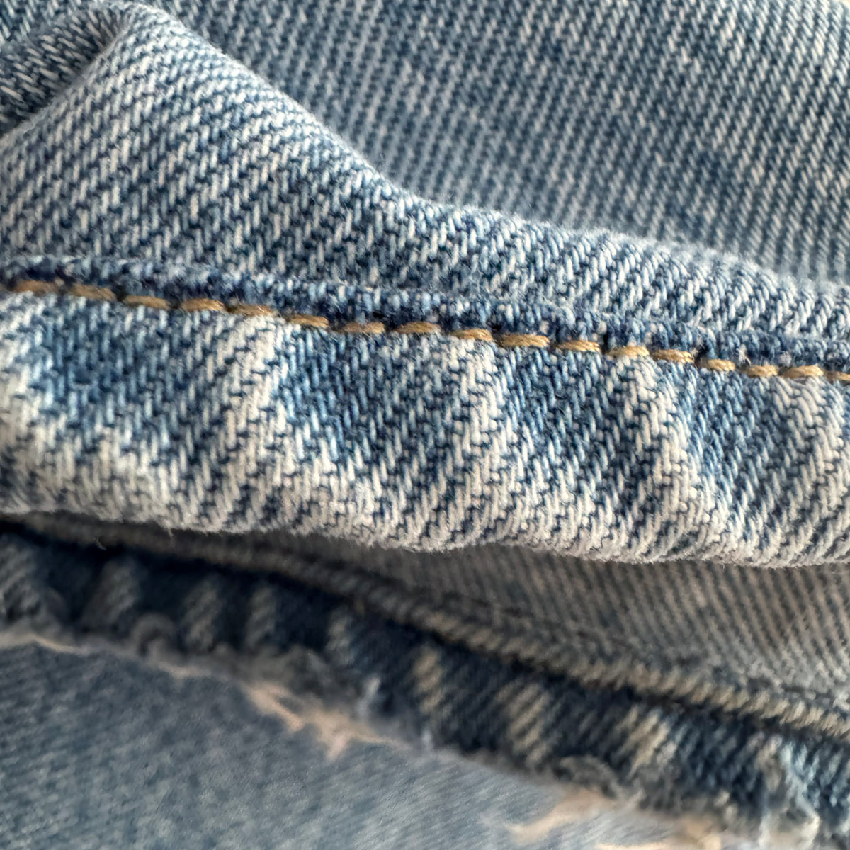 Citizens of Humanity "Gwendoline" Scrunch Jeans in "Dakota", size 26 ** HEMMED **