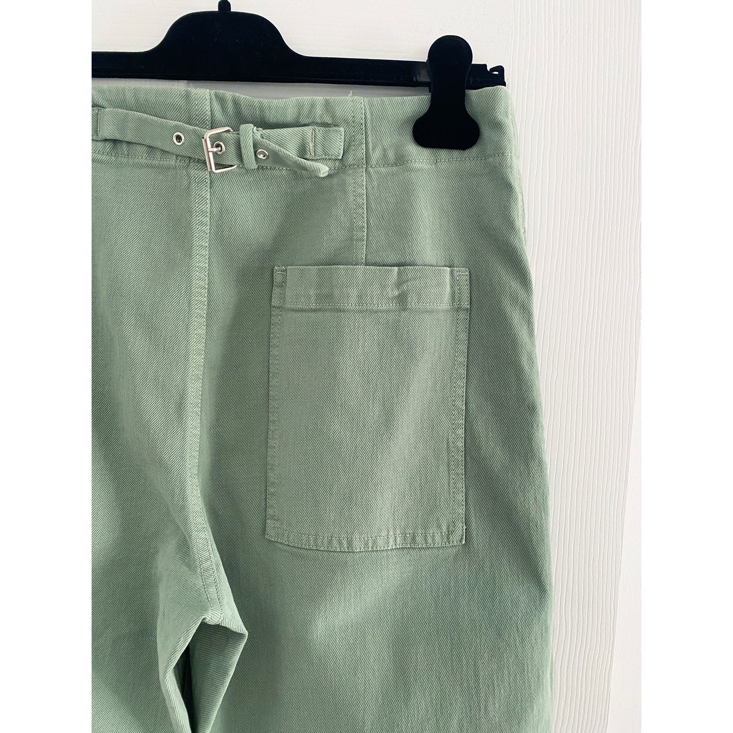 Club Monaco Tea Dyed Darted Jeans in Green, size 30