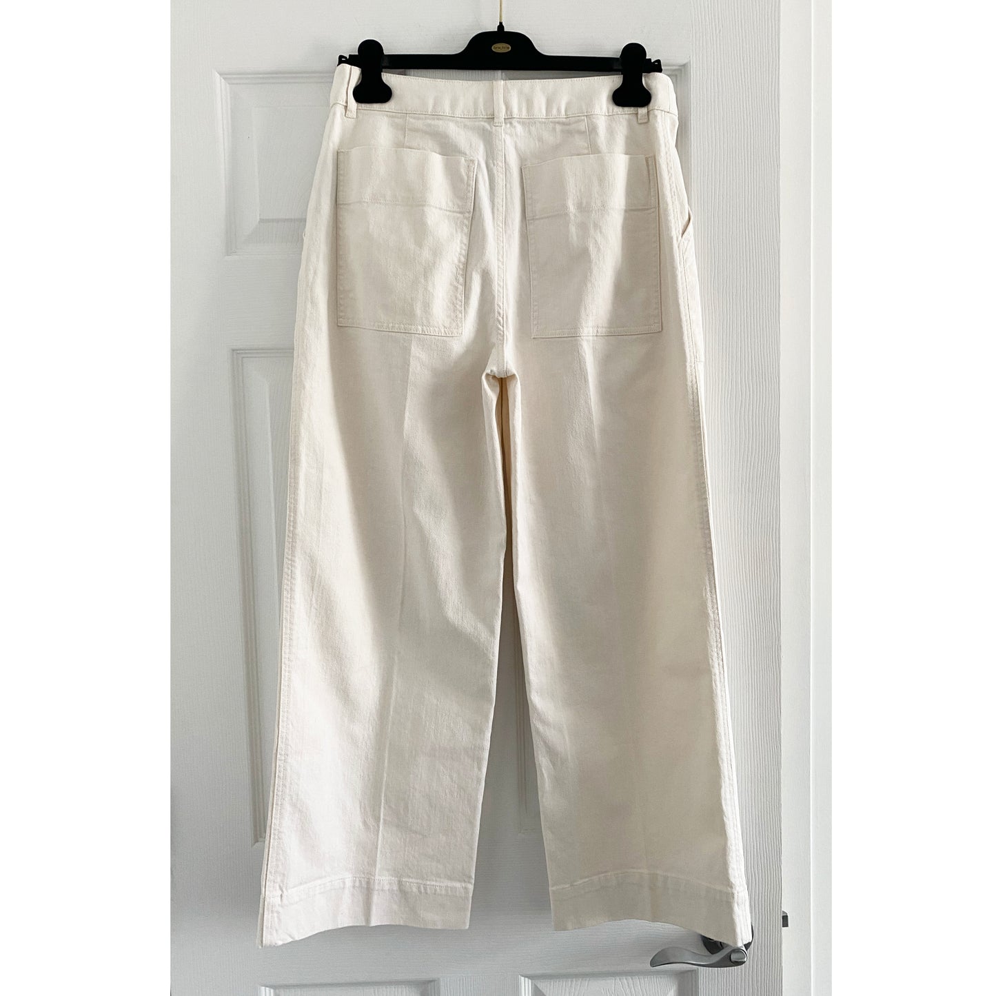 Club Monaco Utility Pant in Ivory, size 8