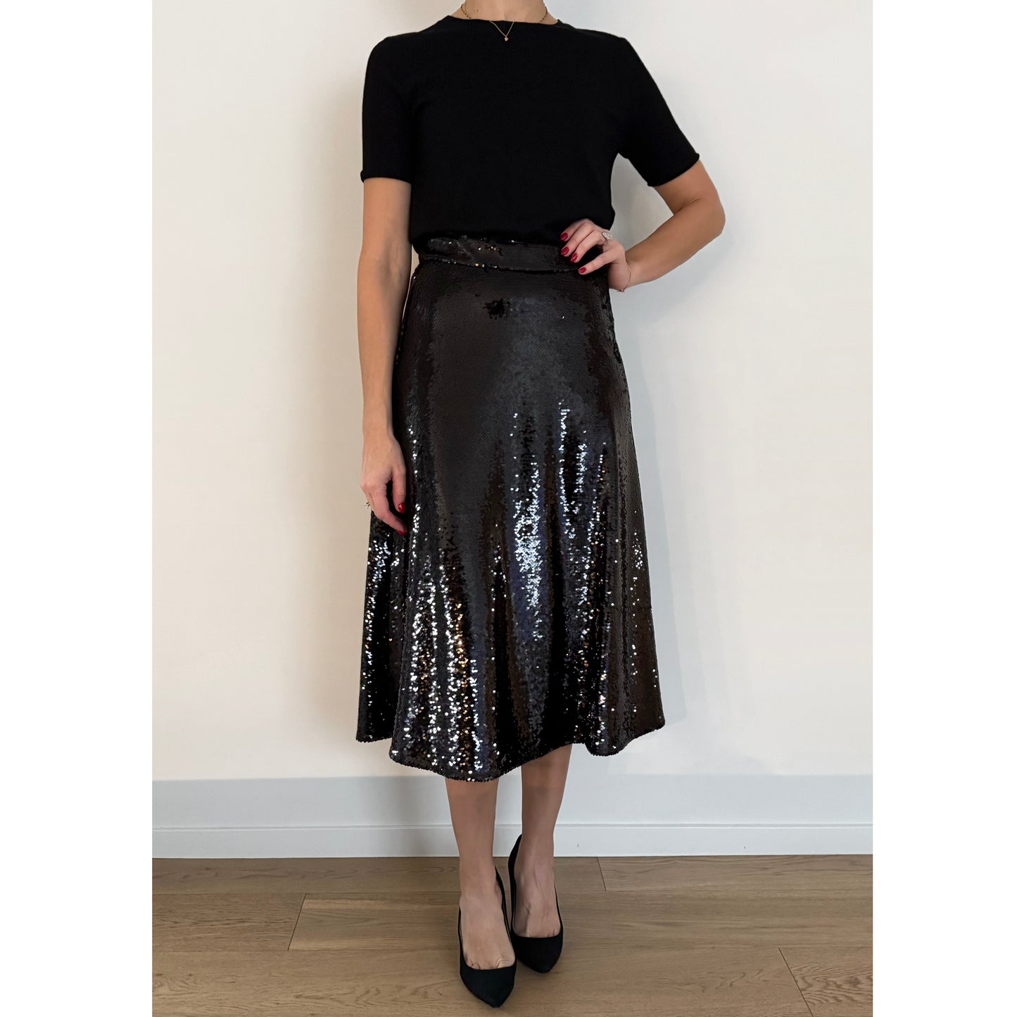 CO Sequin A-Line Skirt in Black, size Medium (Fits like US size 4/6)