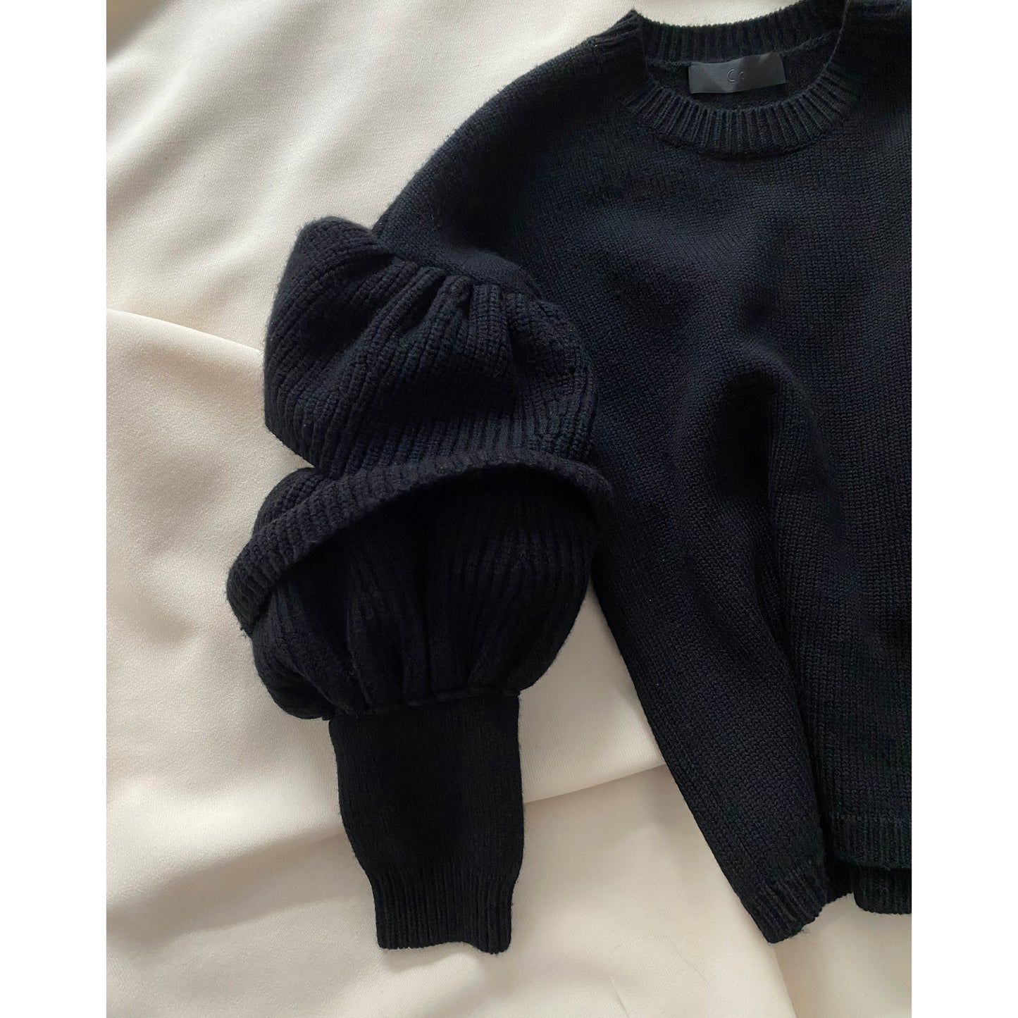 CO Tiered Sleeve Sweater in Black, size XS