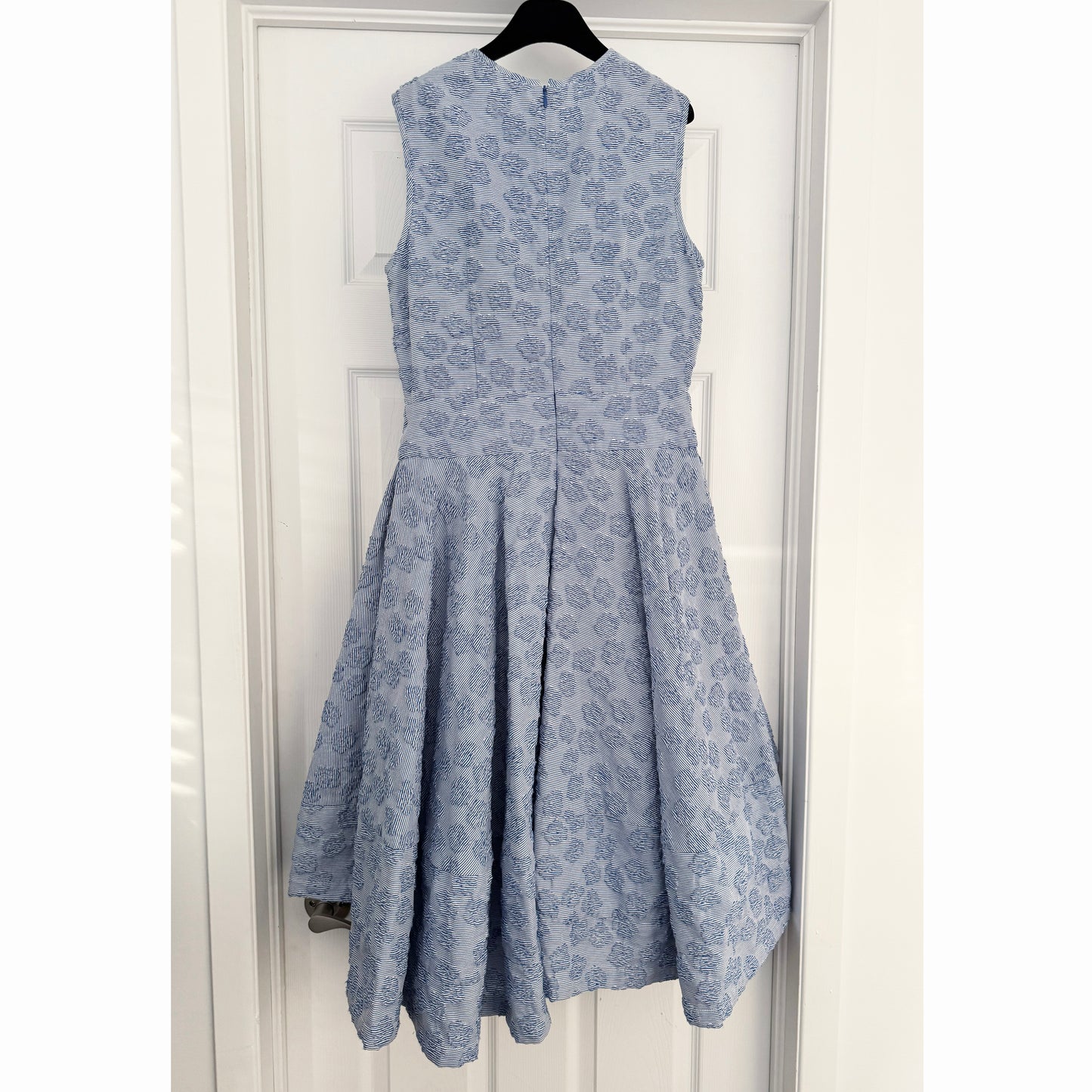 CO Seersucker Blue Sleeveless Dress, size Medium (fits like size 4/6)