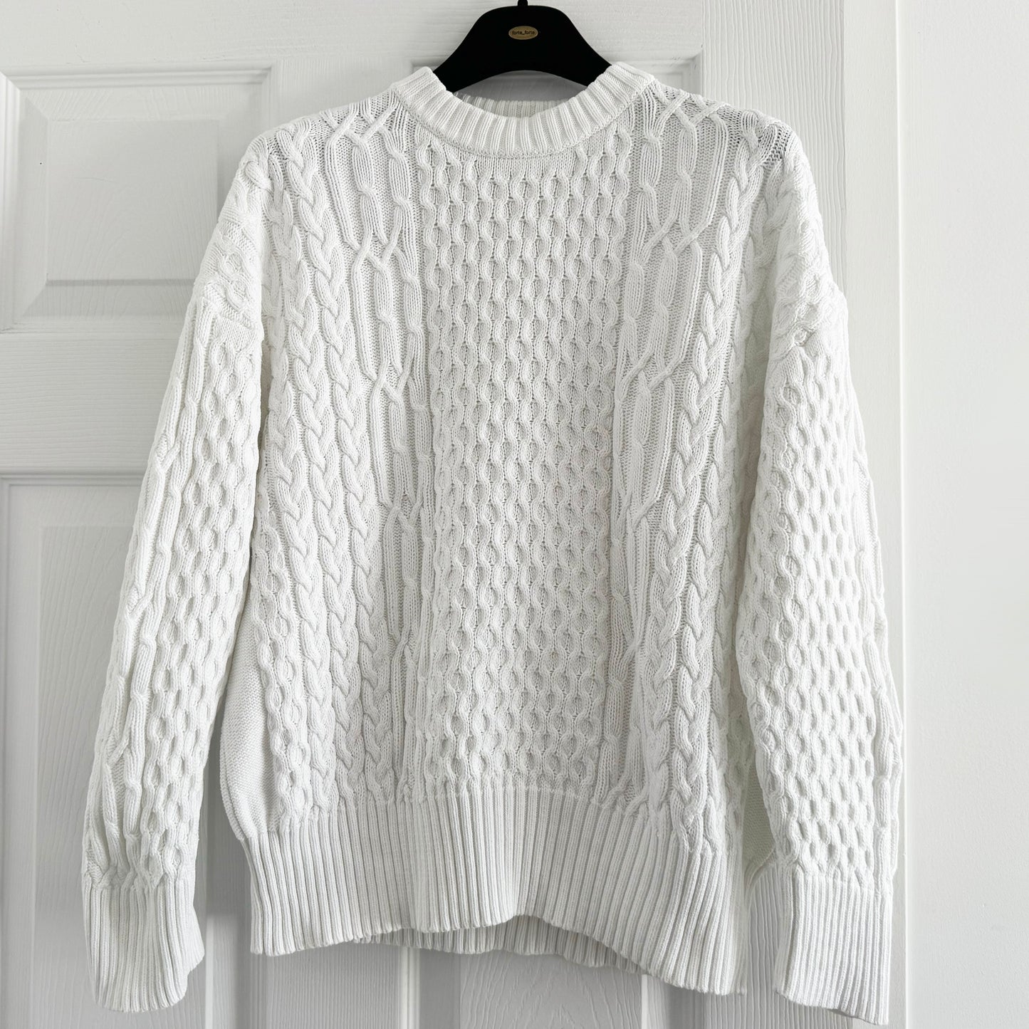 Co Cotton Cable Knit Sweater in White, size XS (fits XS/S)